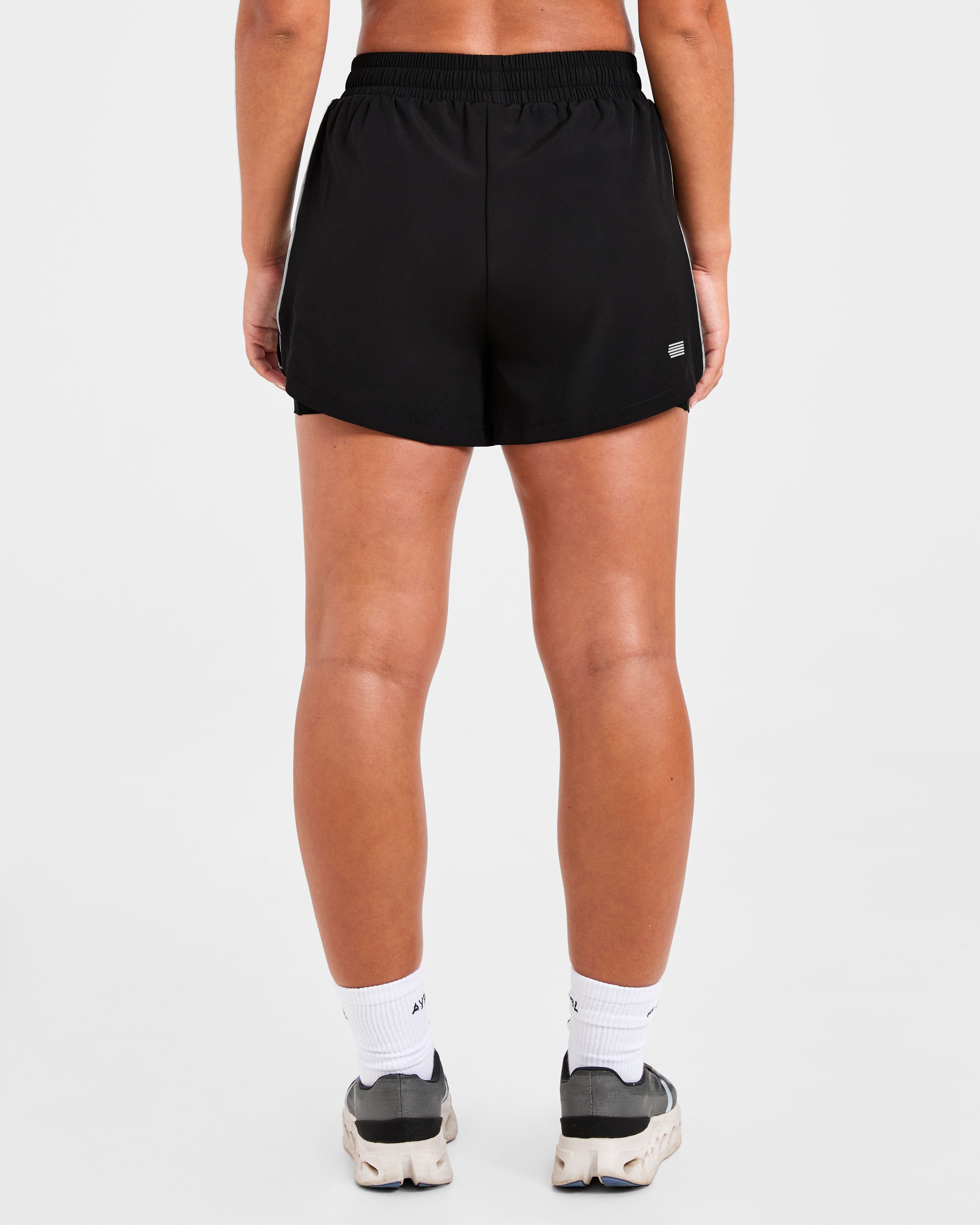 Run 2 in 1 Shorts - Schwarz