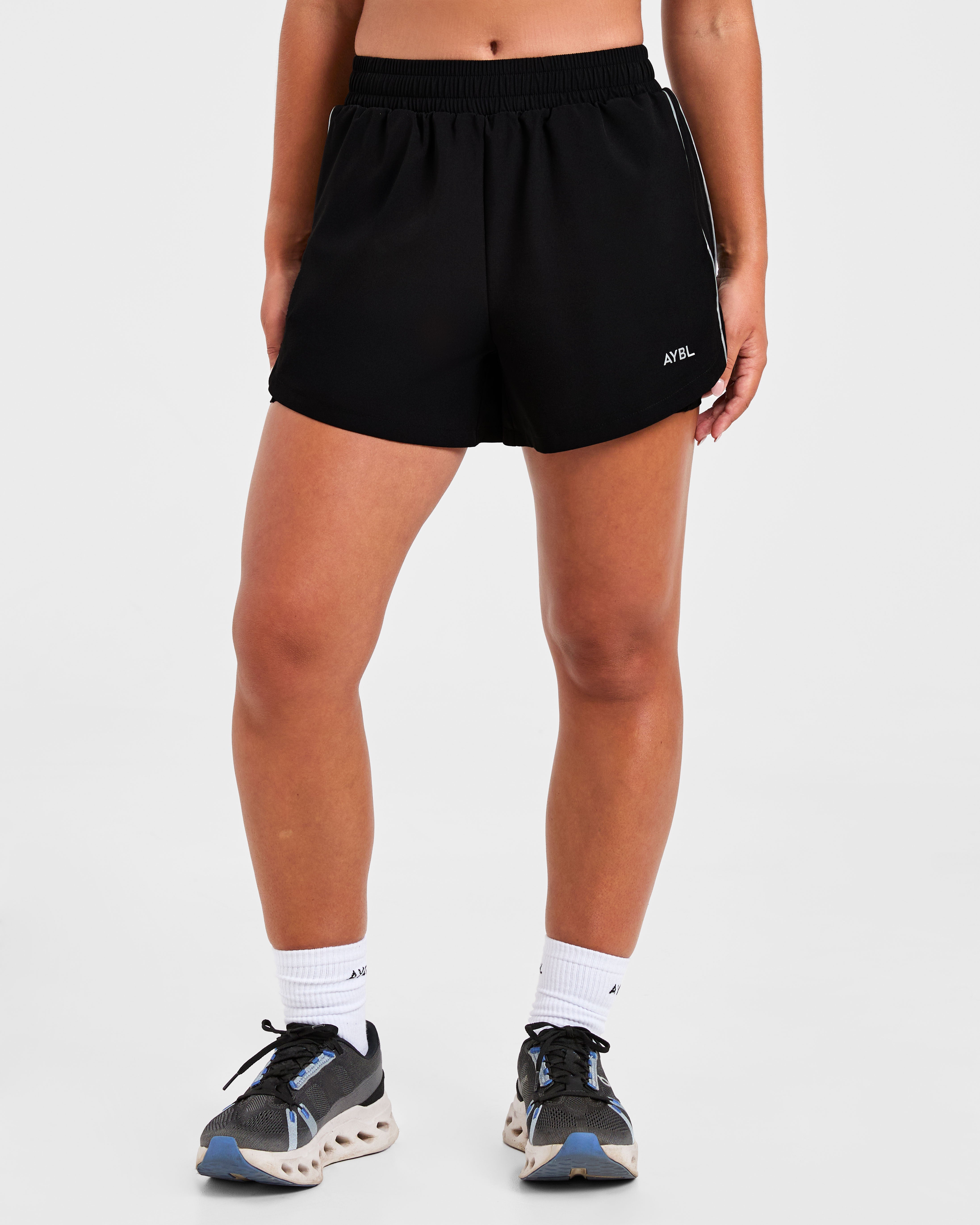 Run 2 in 1 Shorts - Schwarz