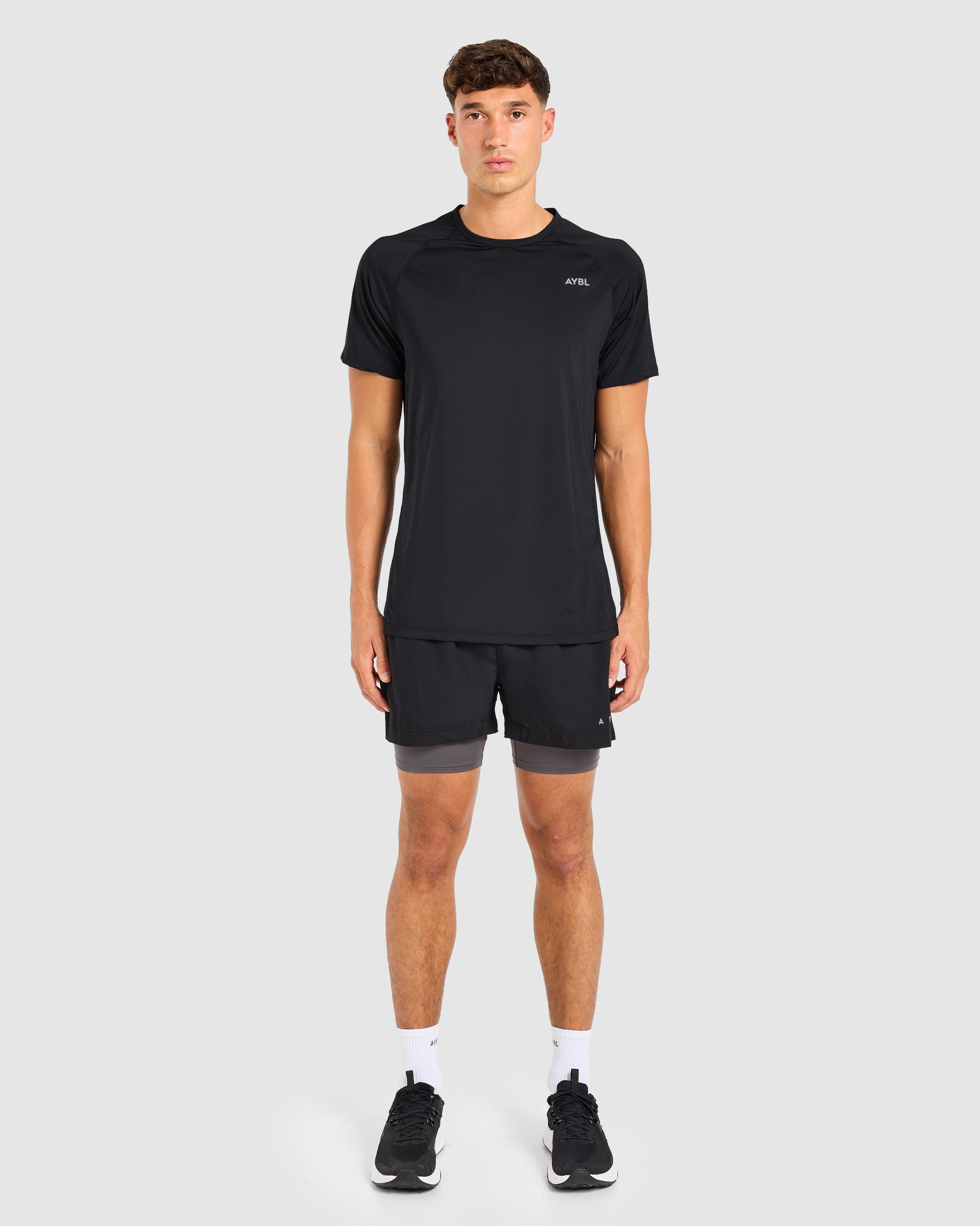Core 2 in 1 Shorts - Schwarz/Charcoal