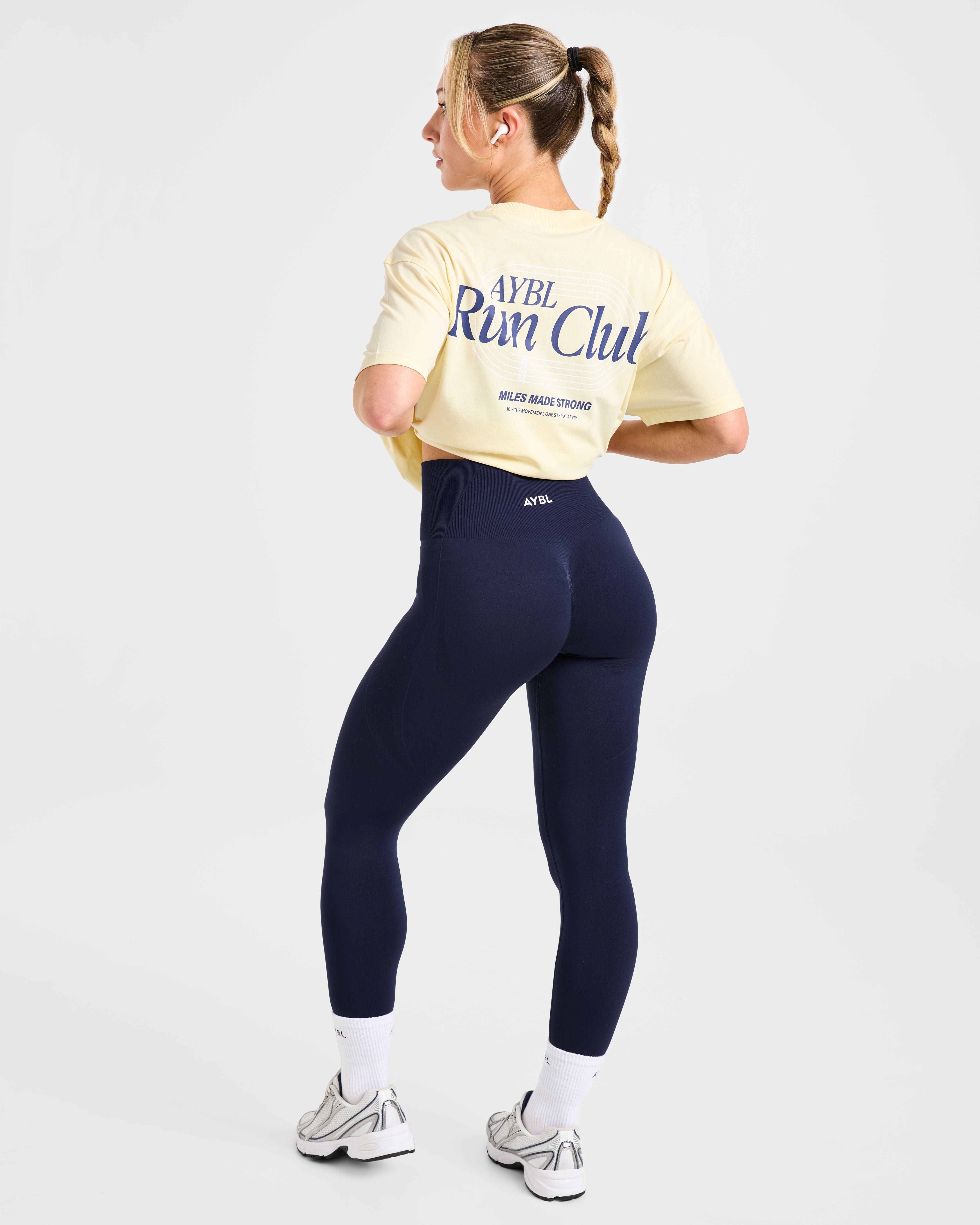 Run Club Oversized T Shirt - Butter Gelb