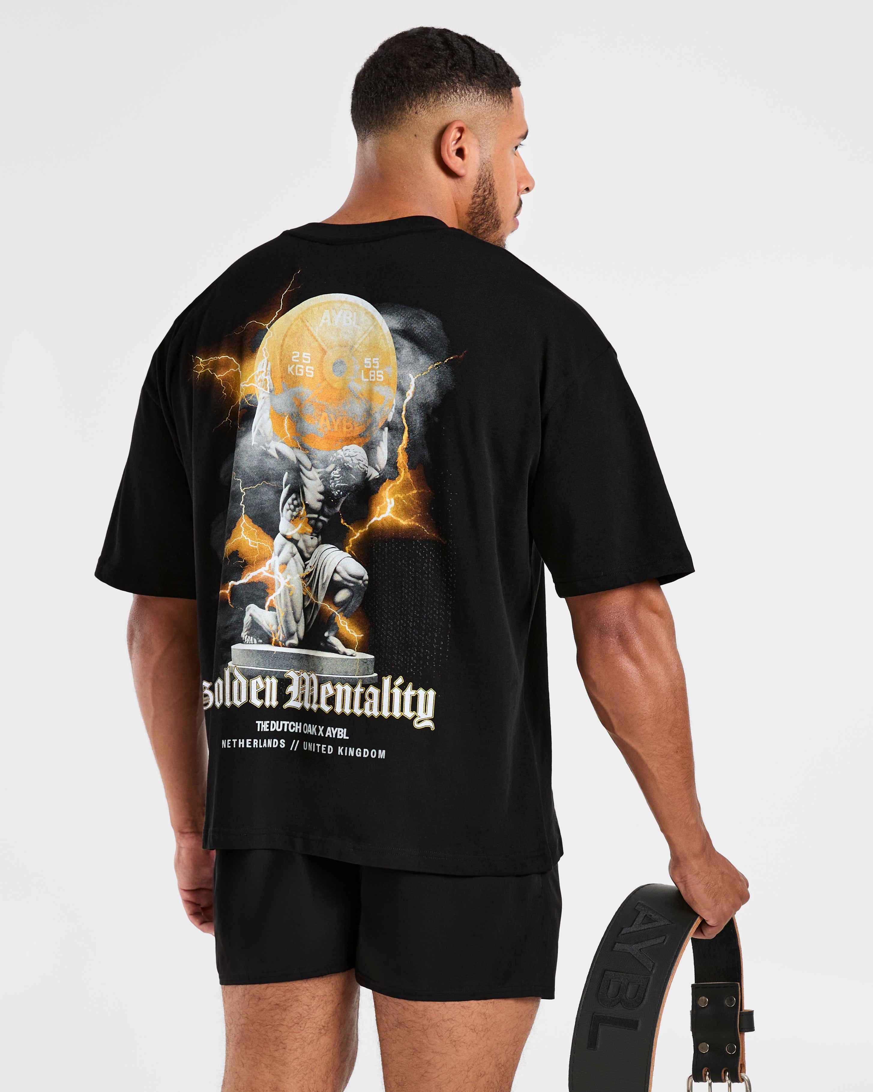 Wesley Vissers x Golden Mentality Oversized T Shirt - Schwarz