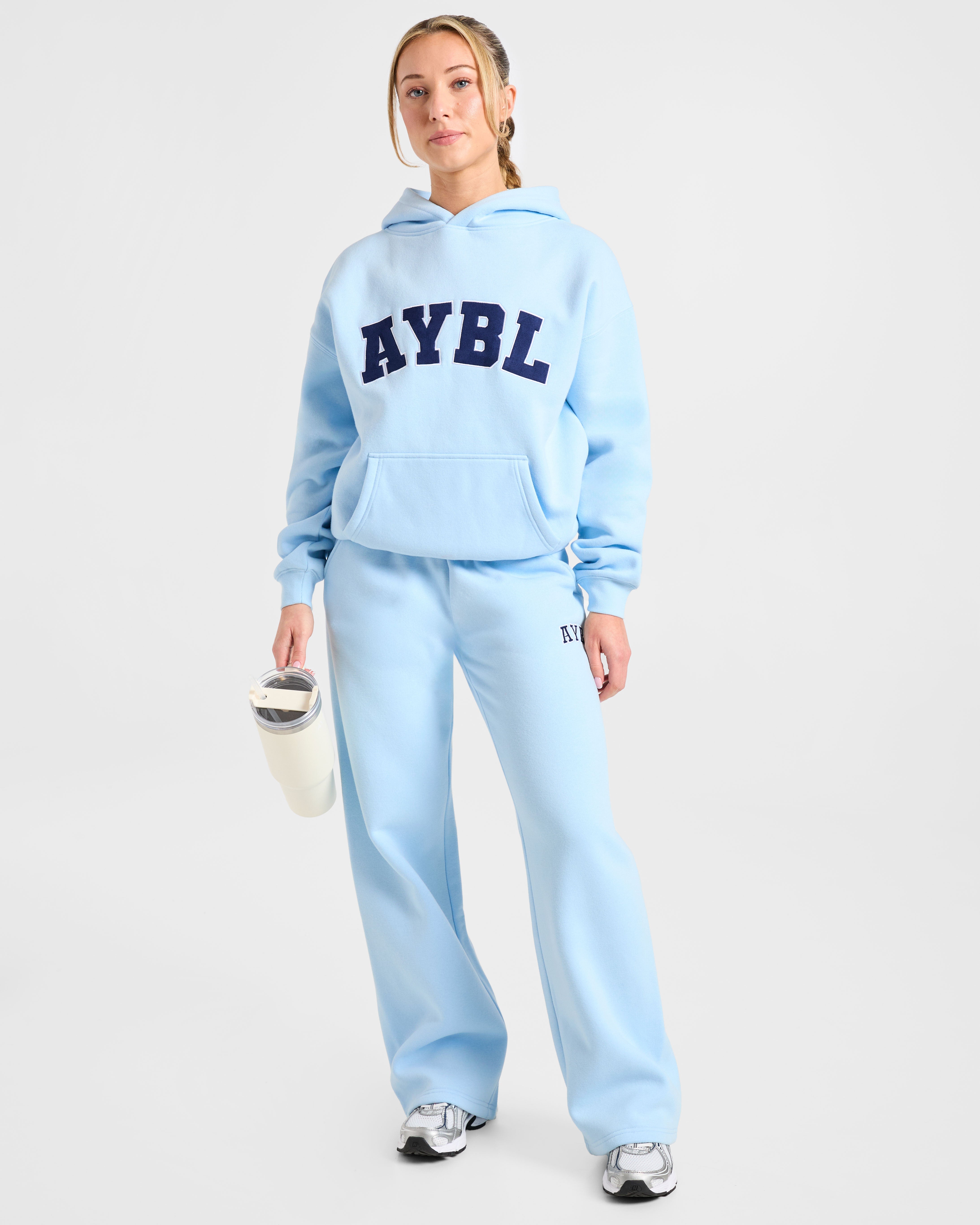 Varsity 2.0 Oversized Straight Leg Joggers - Blau/Navy