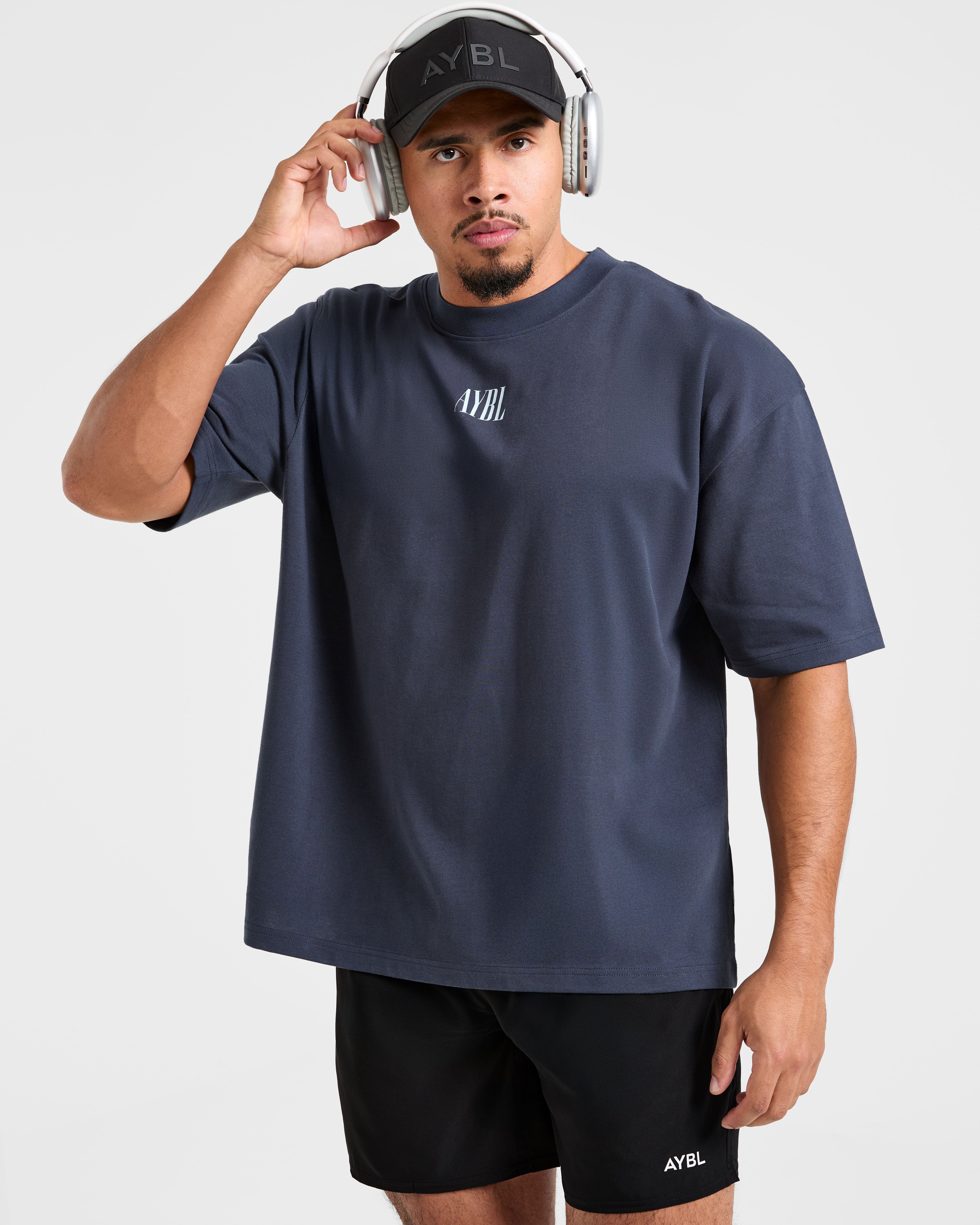 Strength Of Titans Oversized T Shirt - Deep Ocean Blau