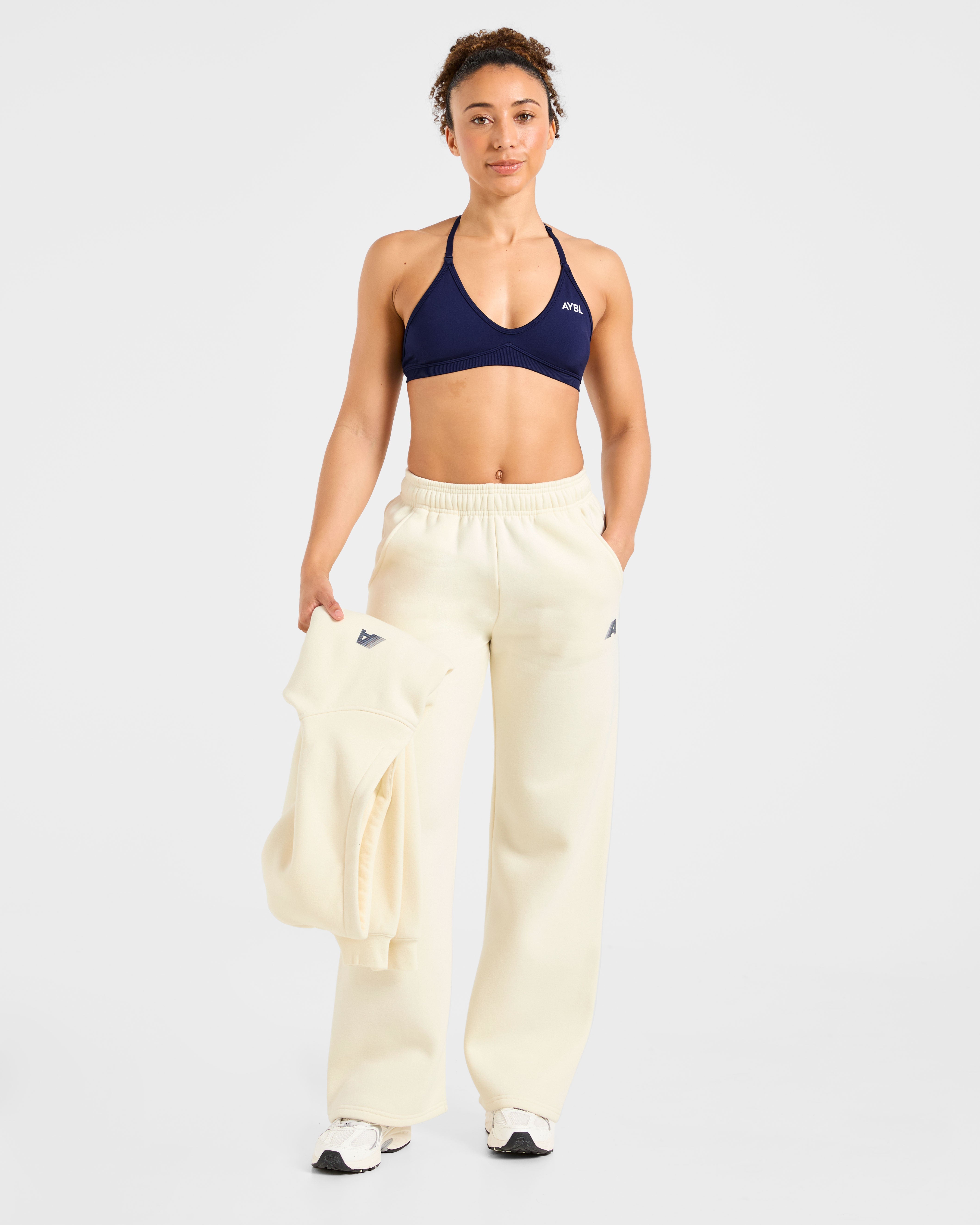 Retro Athletics Oversized Straight Leg Joggers - Butter Gelb/Navy