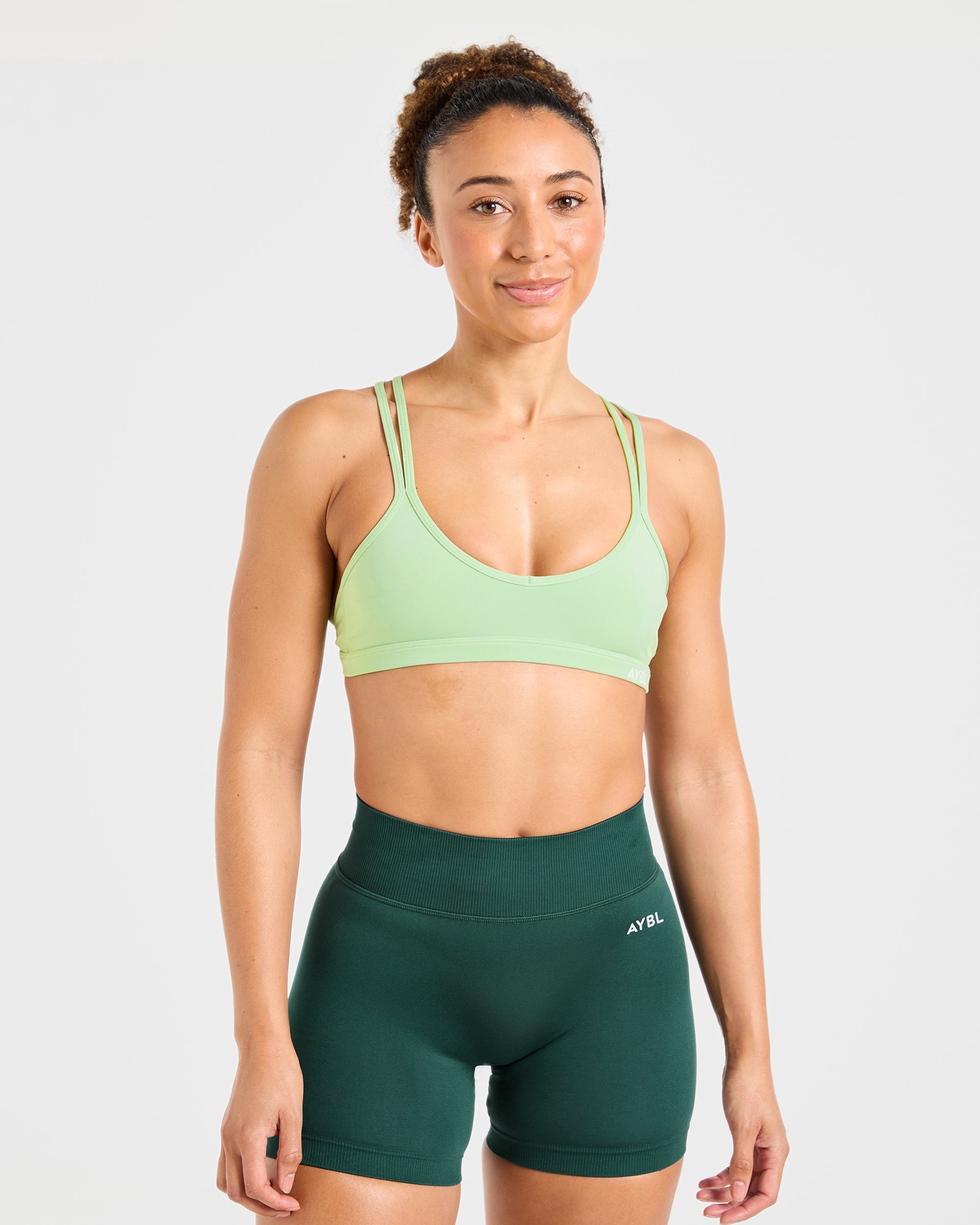 Essential Strappy Sports Bra - Soft Grün