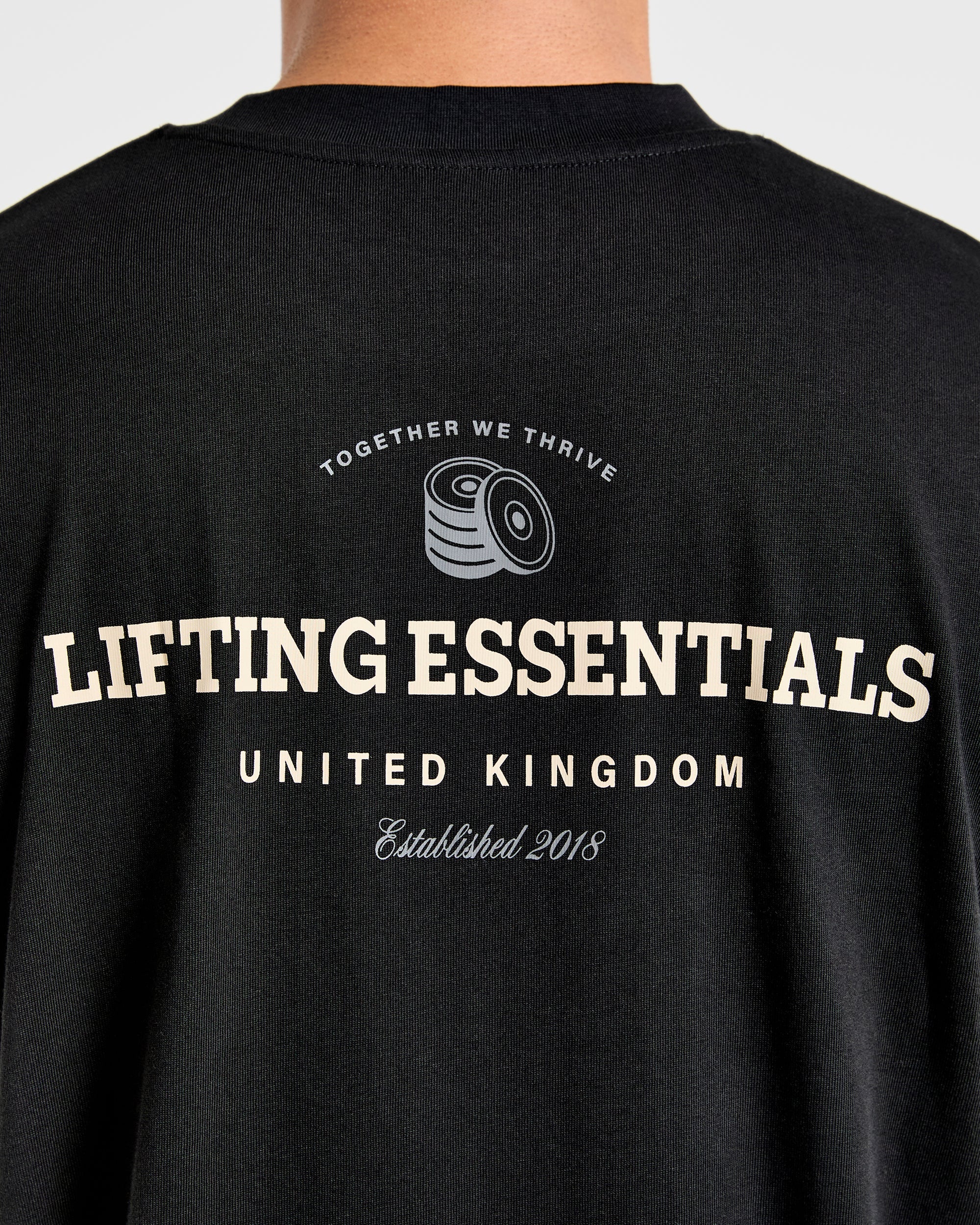 Apex Lifting Essentials Oversized T Shirt - Schwarz/Cream