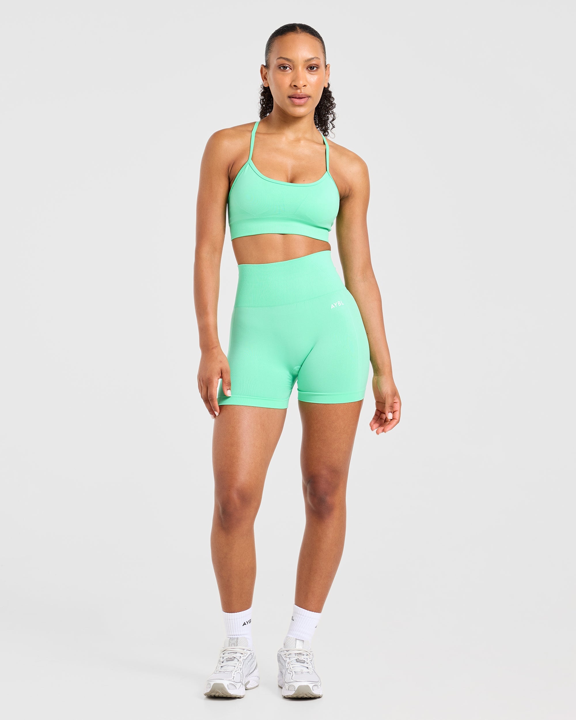 Empower Seamless Shorts - Spring Grün