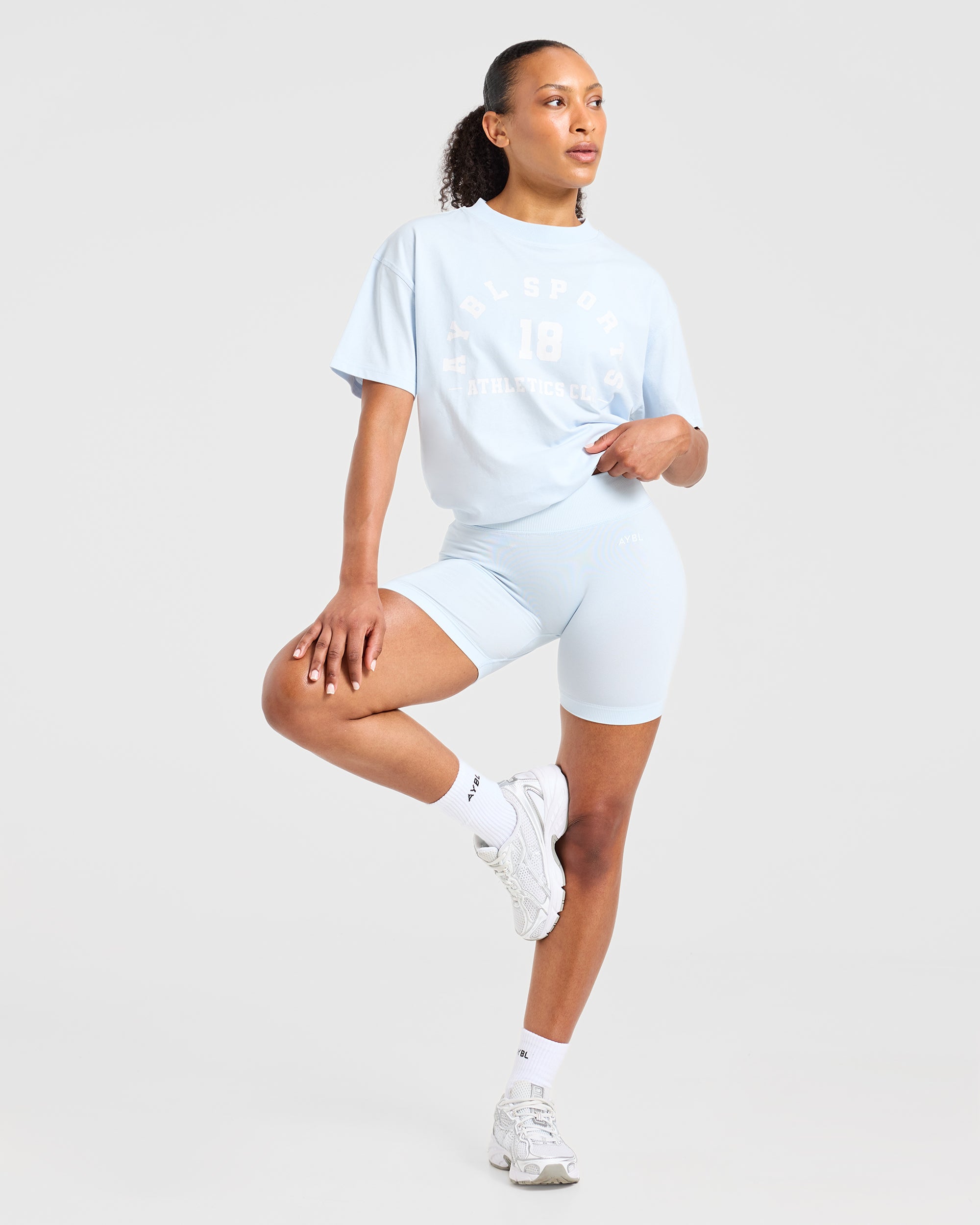 AYBL Sports 18 Oversized T Shirt - Iced Blau