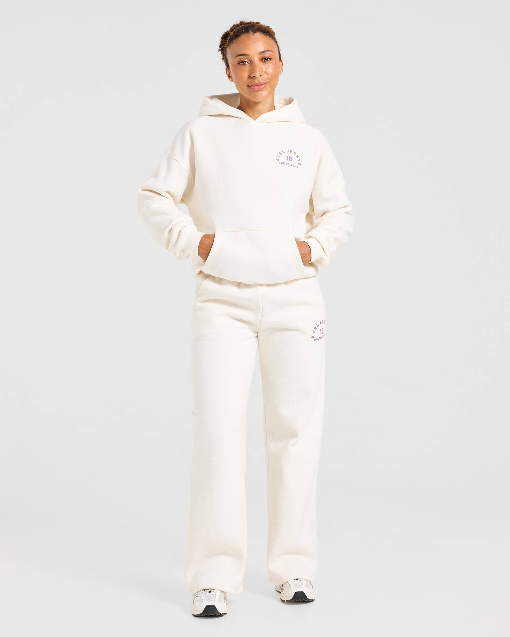 AYBL Sports 18 Oversized Straight Leg Joggers - Off Weiß