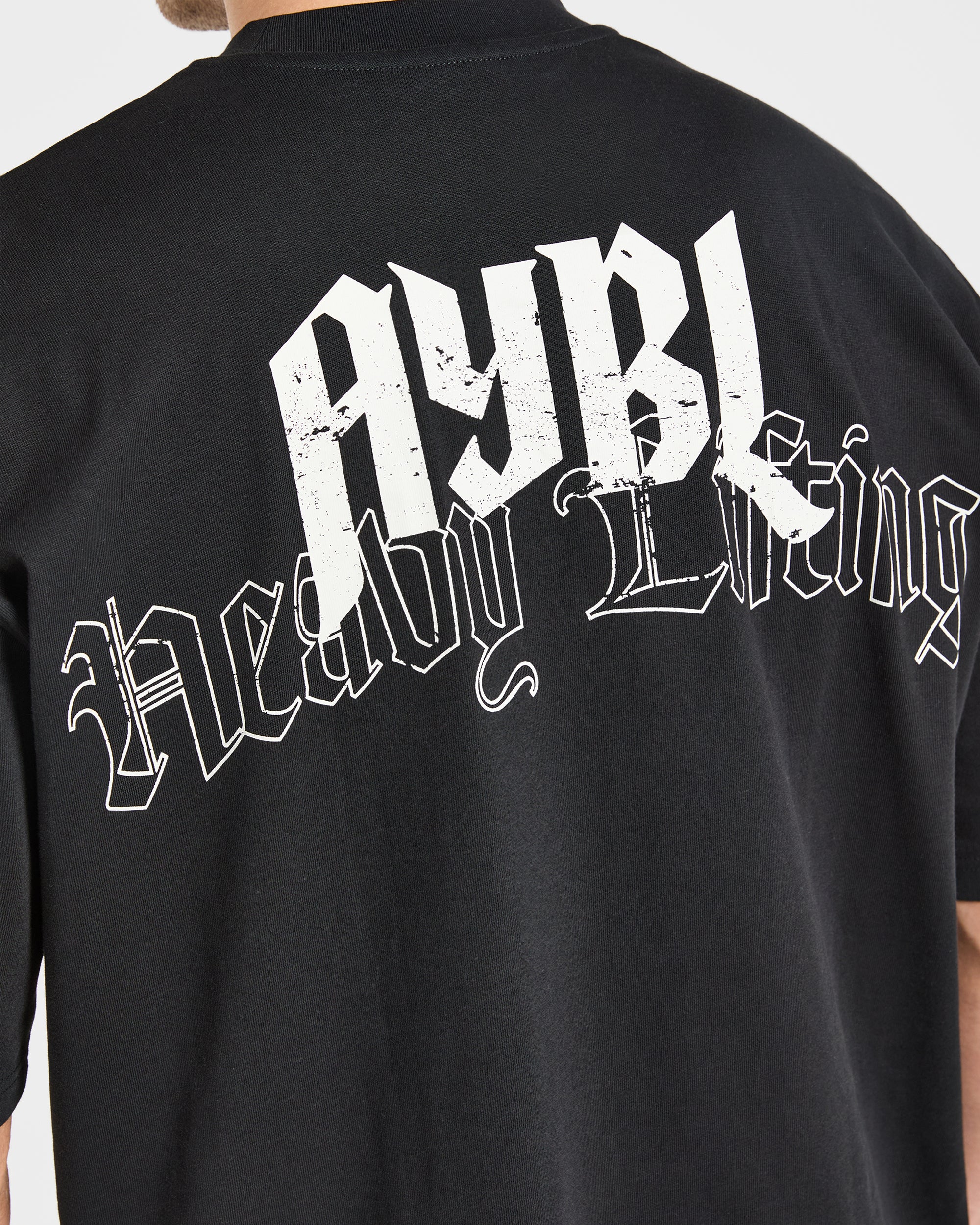 Heavy Lifting Gothic Oversized T Shirt - Schwarz/Off Weiß