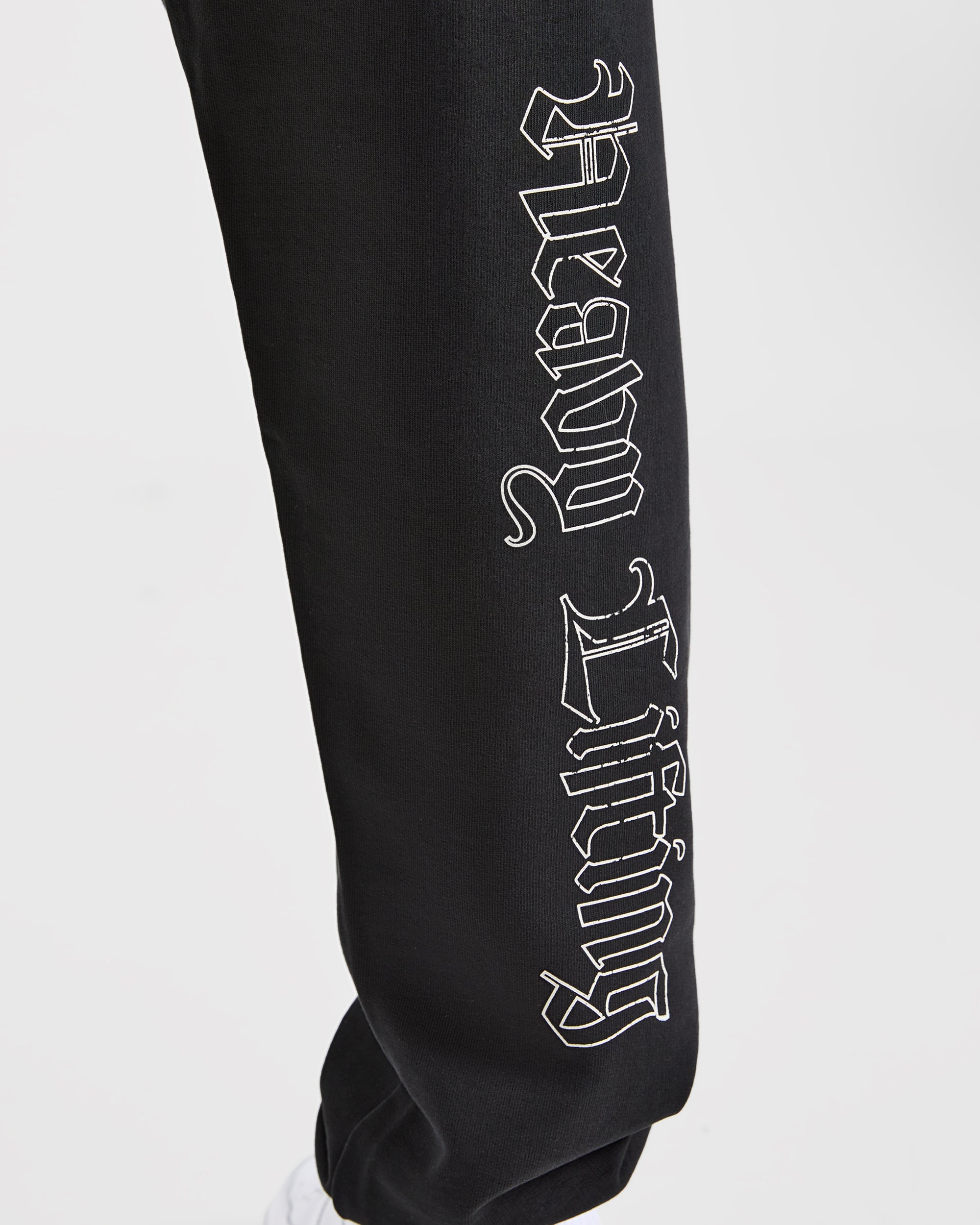 Heavy Lifting Gothic Oversized Joggers - Schwarz/Off Weiß