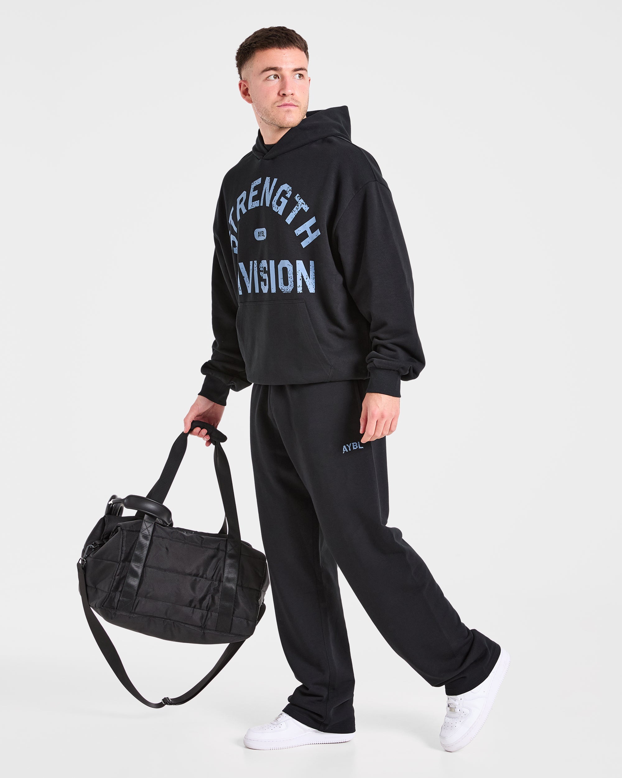 Strength Division Oversized Straight Leg Joggers - Schwarz/Blau