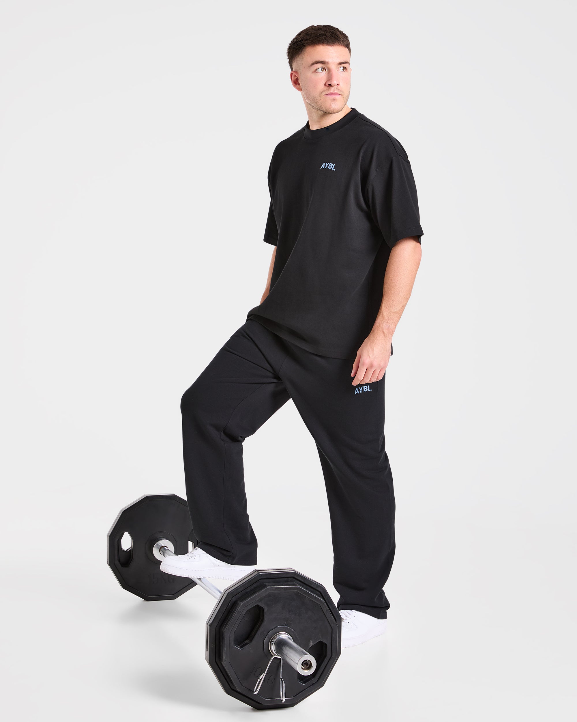 Strength Division Oversized Straight Leg Joggers - Schwarz/Blau