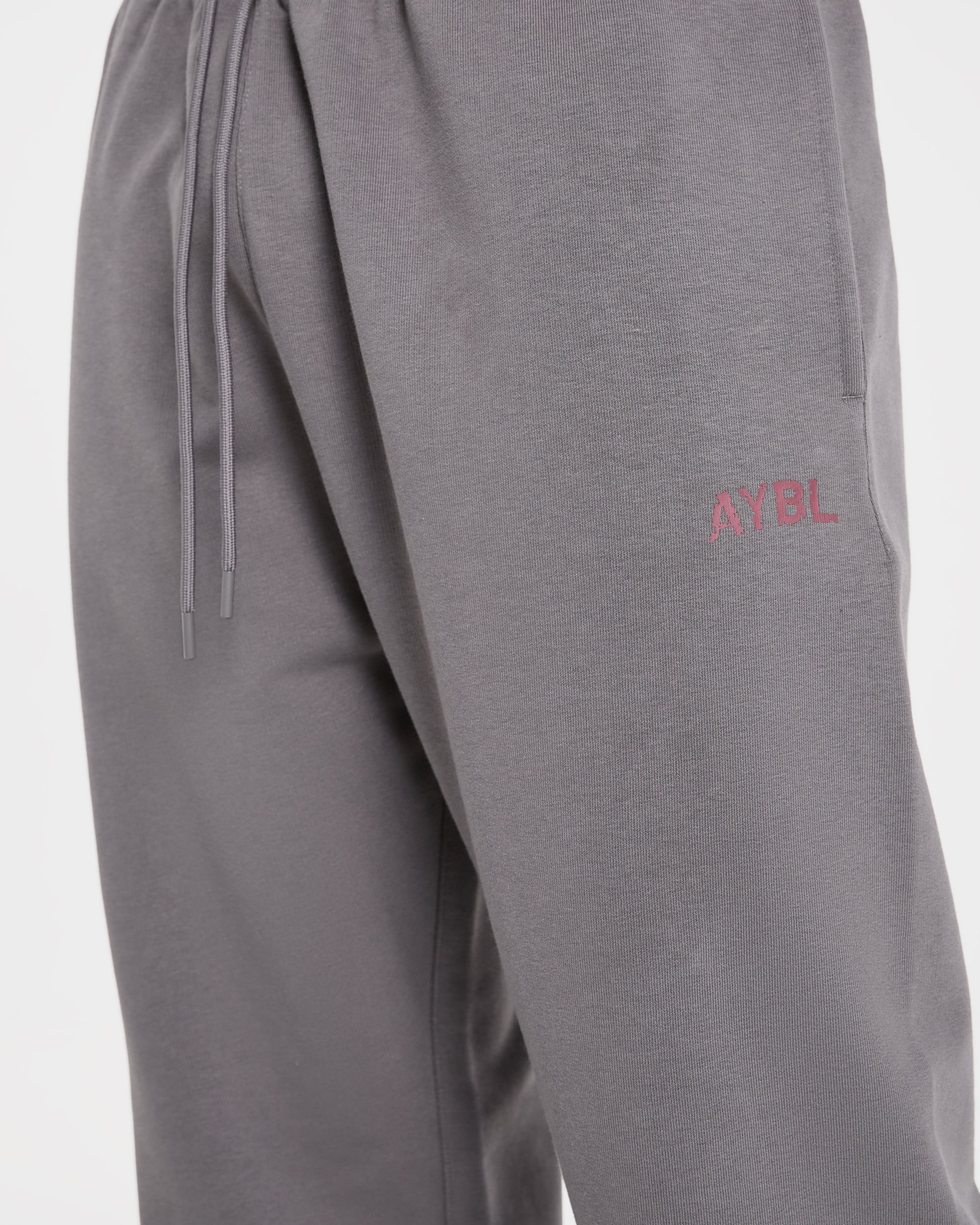 Strength Division Oversized Straight Leg Joggers - Charcoal/Rot