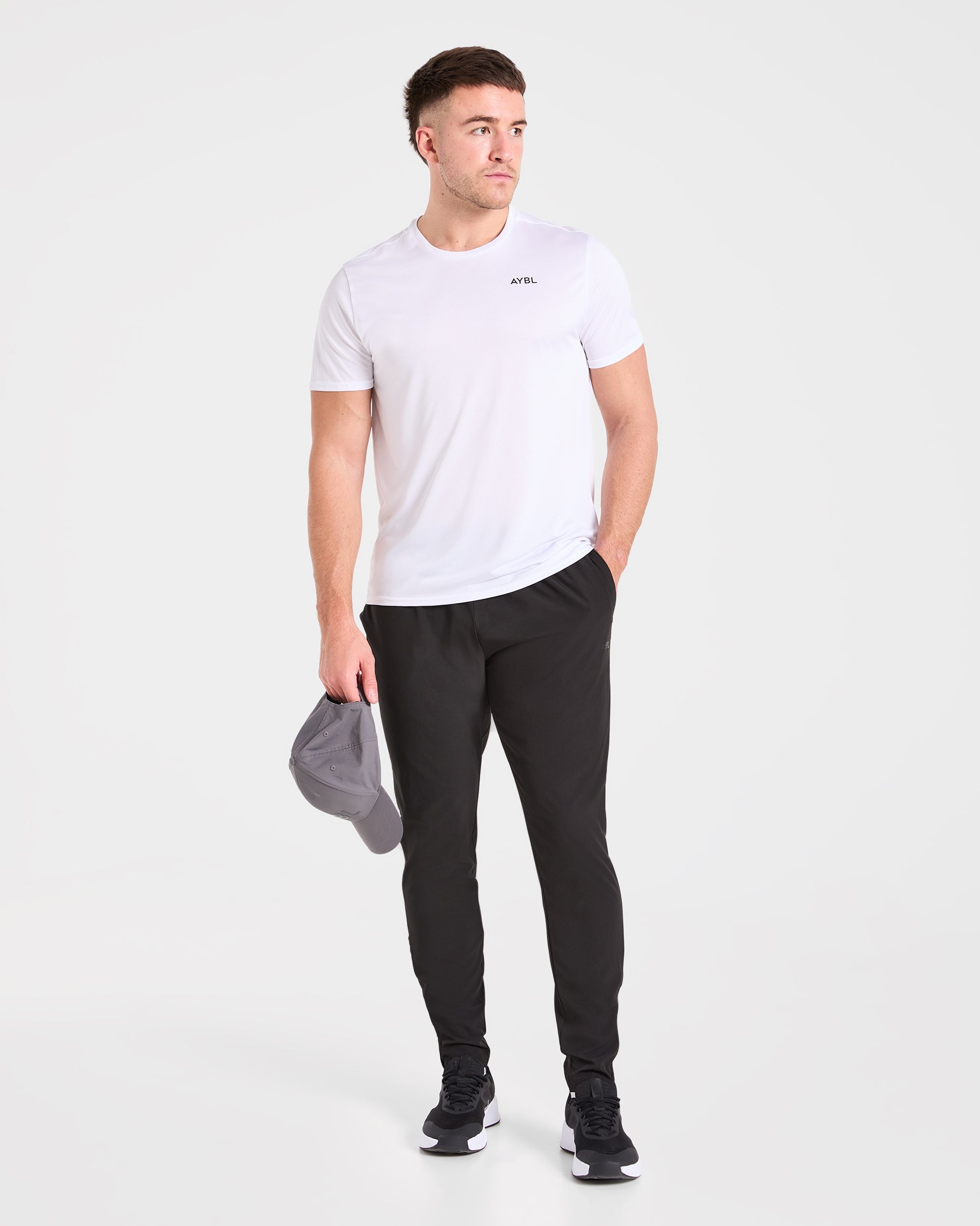 Ascend Woven Joggers - Schwarz