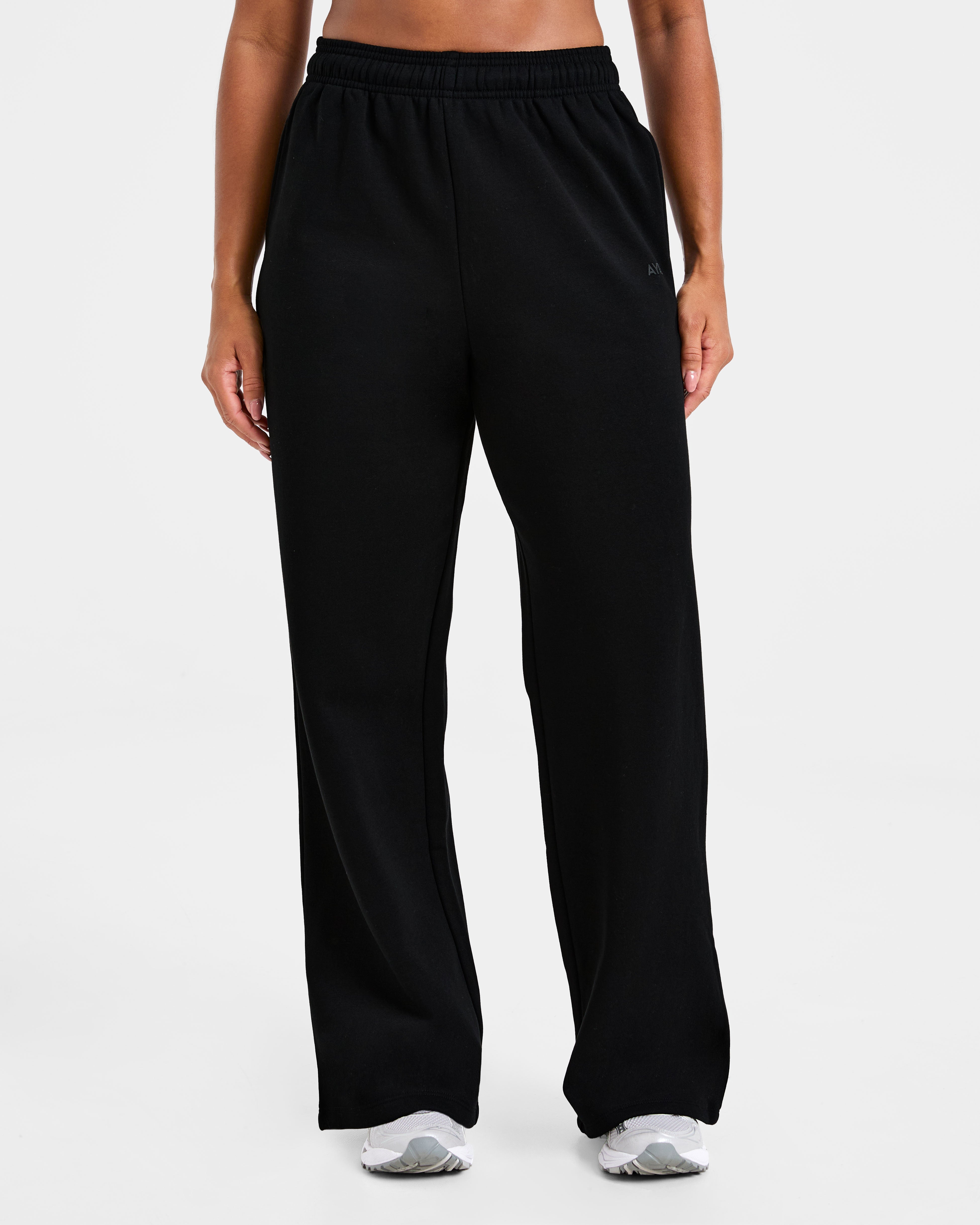 Lifestyle Oversized Straight Leg Joggers - Schwarz