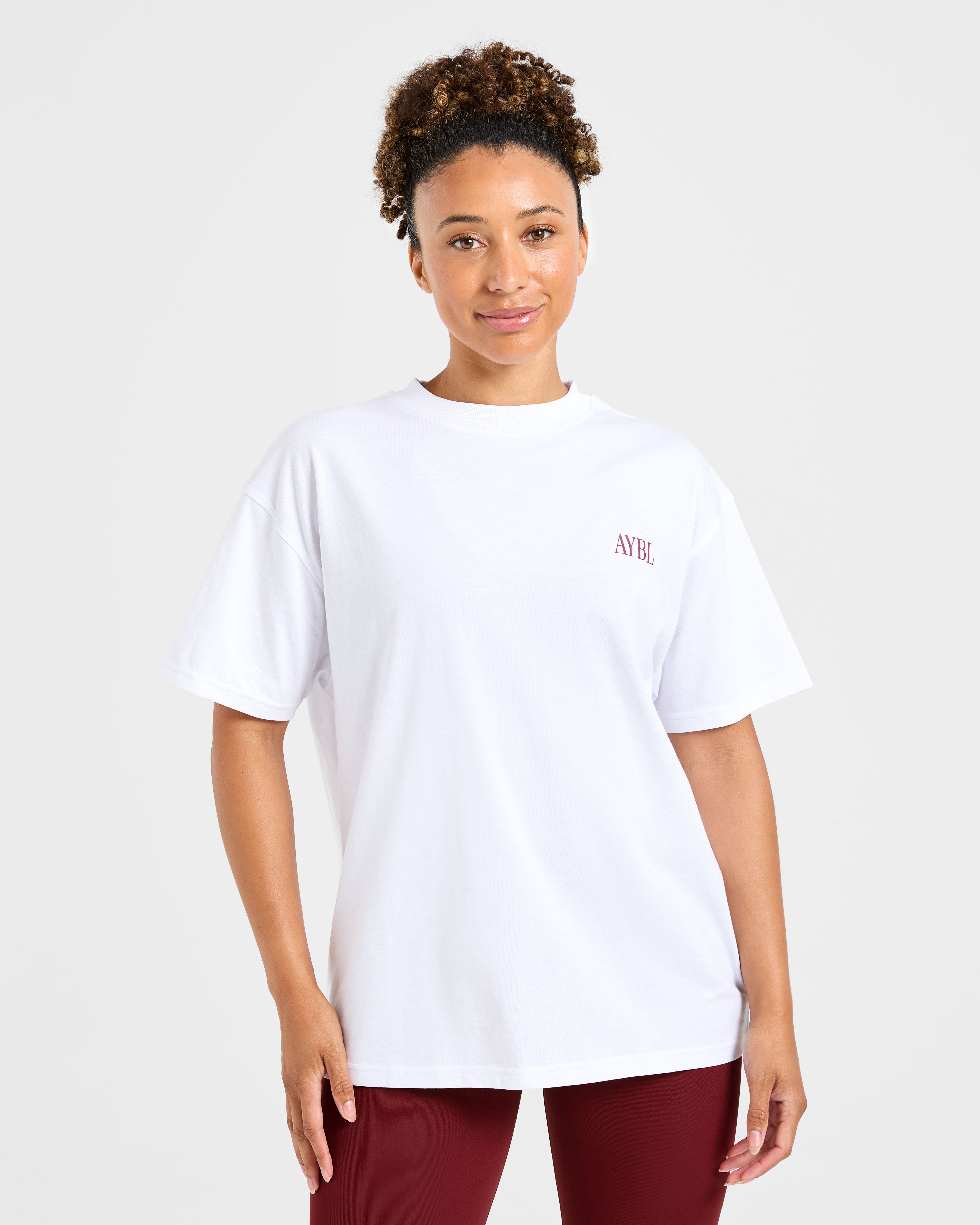 AYBL Strength Studio Oversized T Shirt - Weiß