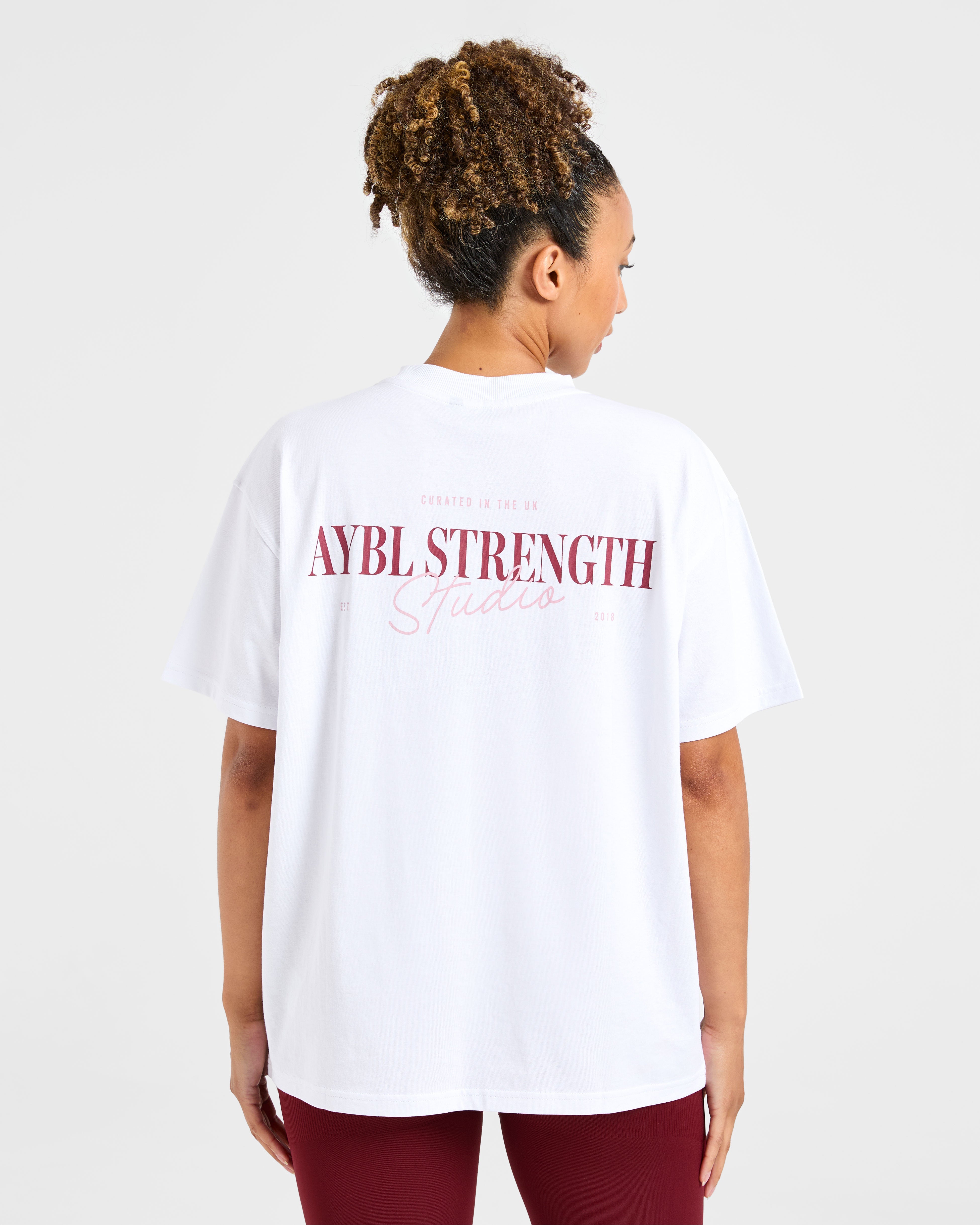 AYBL Strength Studio Oversized T Shirt - Weiß