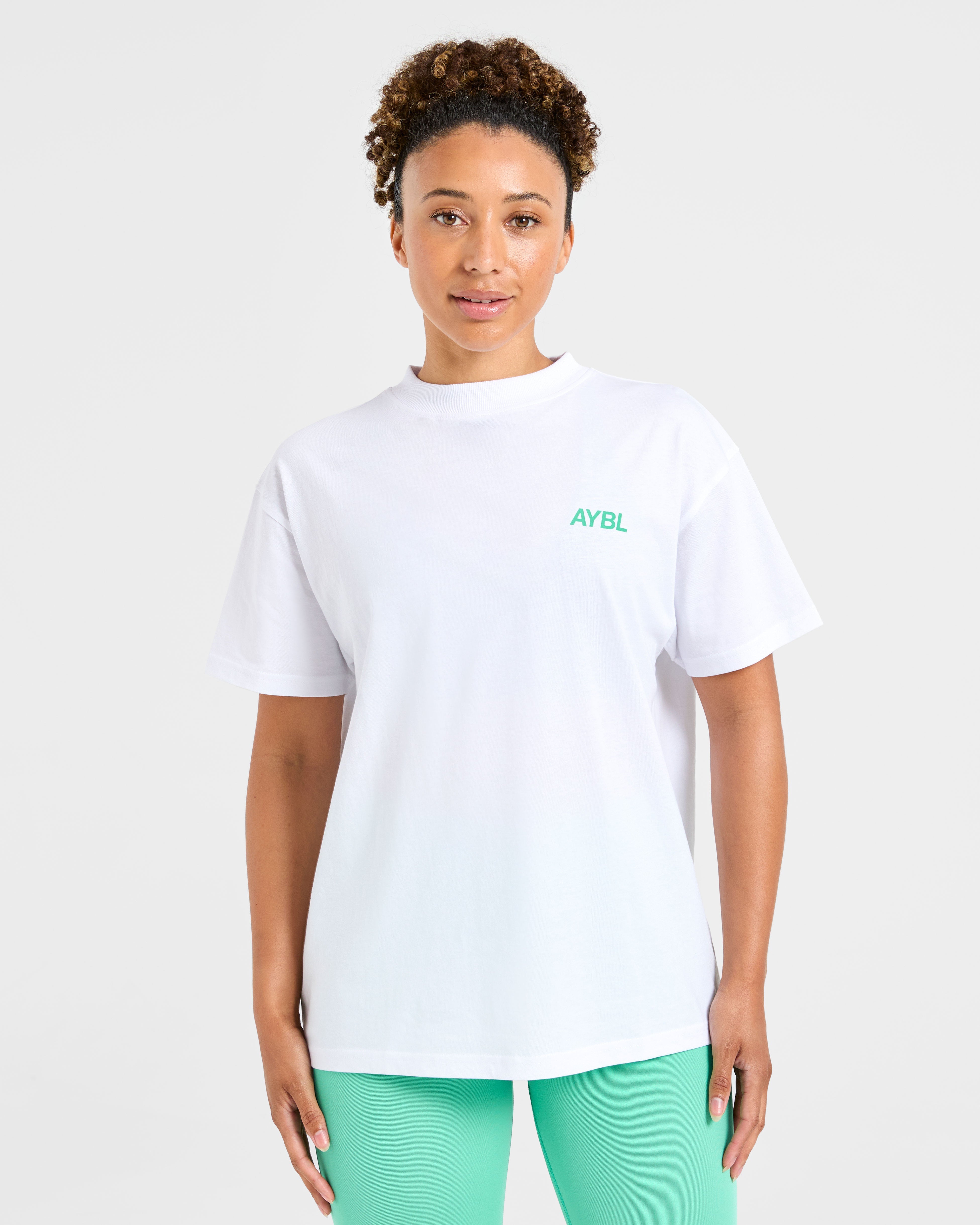 AYBL Sports Club Oversized T Shirt - Weiß/Racing Green