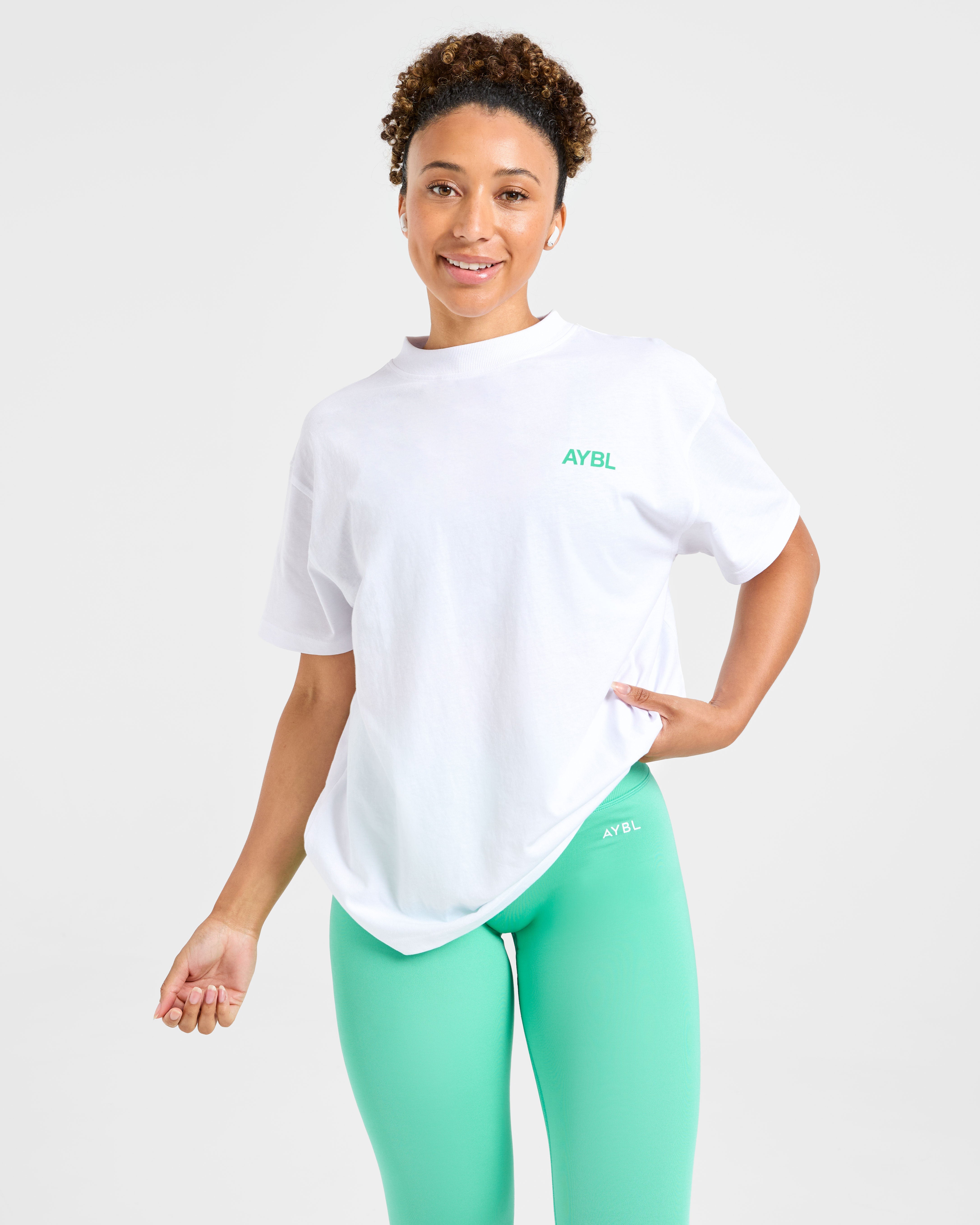 AYBL Sports Club Oversized T Shirt - Weiß/Racing Green