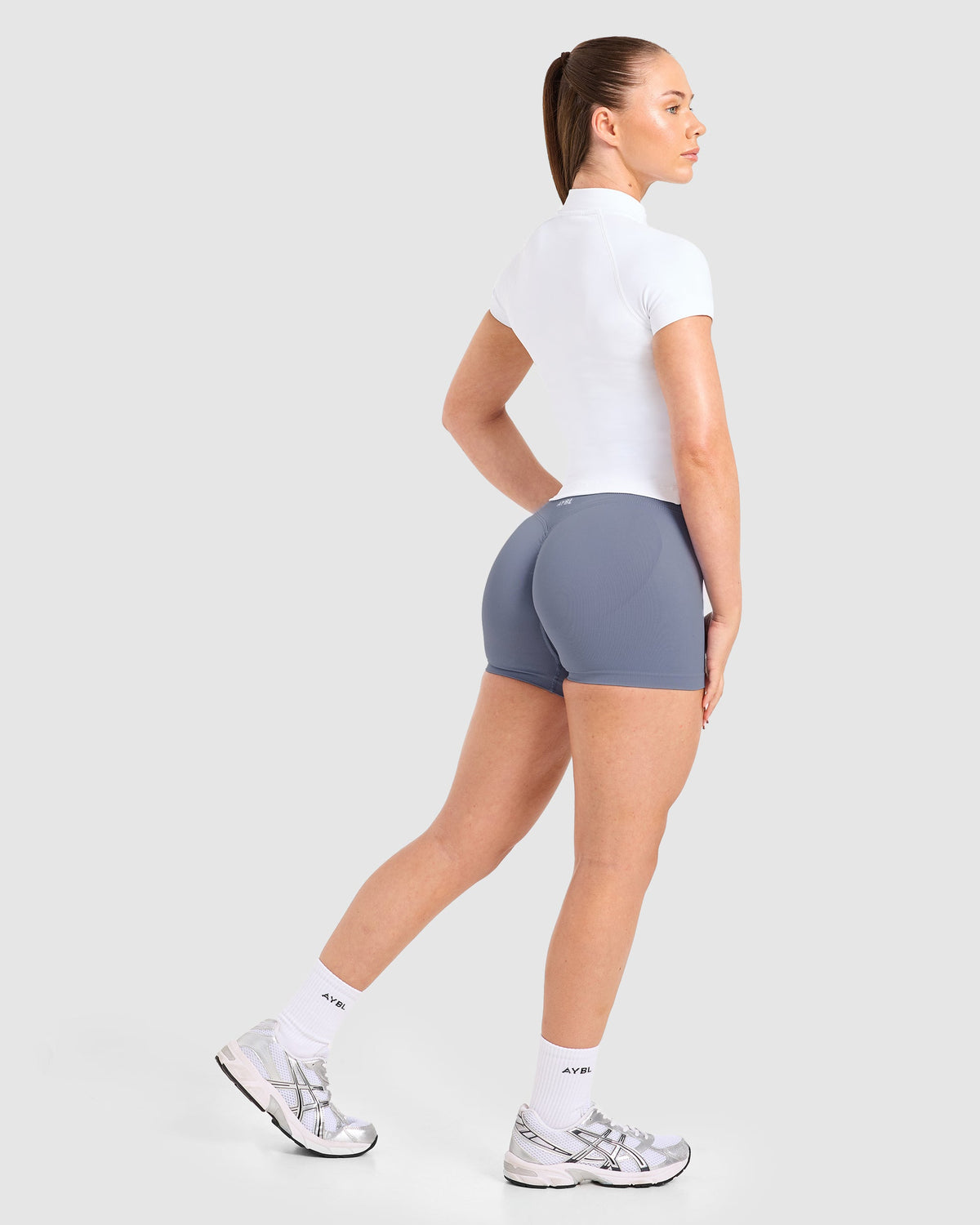 Enhance Seamless Short Sleeve Zip Up Jacket - Weiß