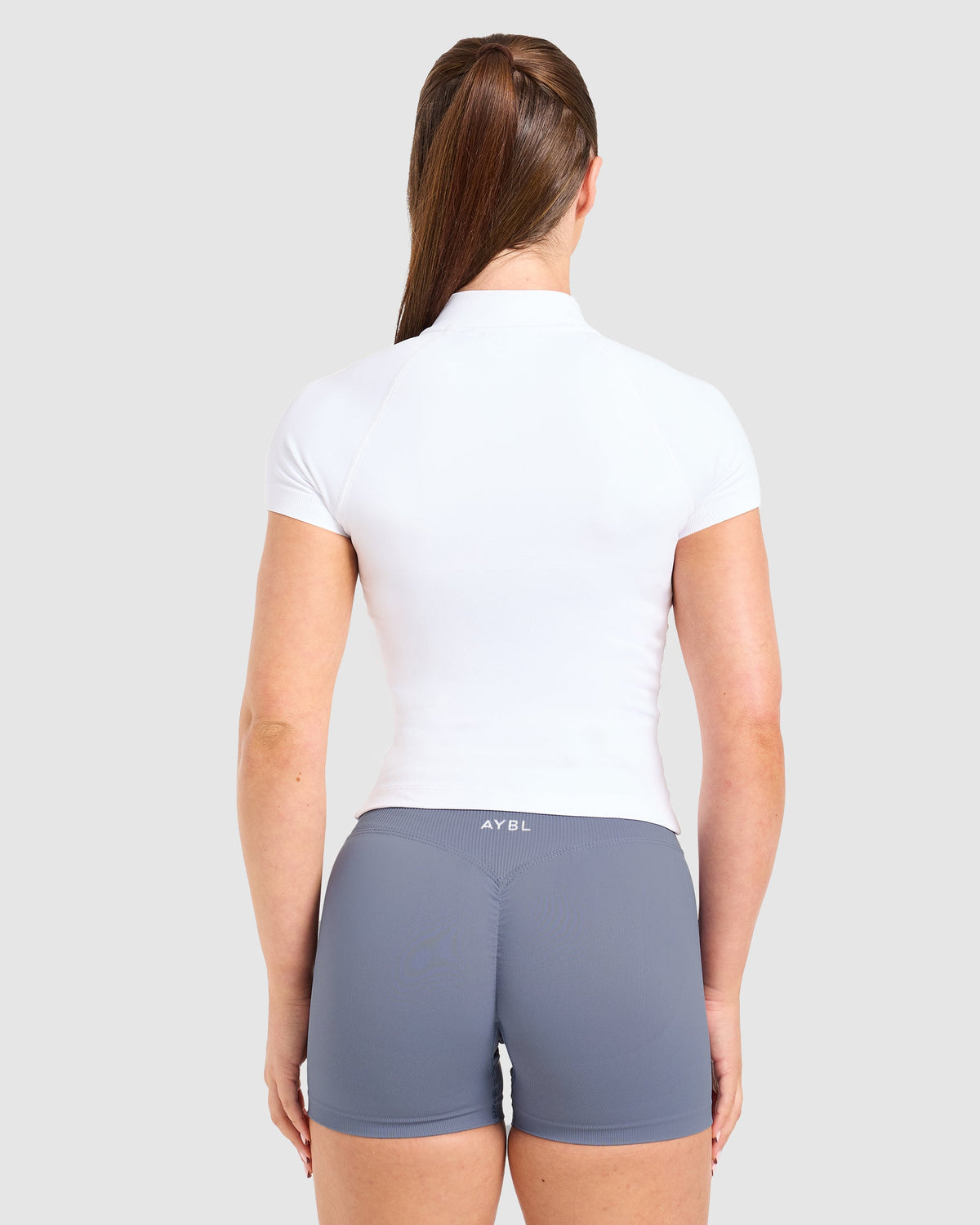 Enhance Seamless Short Sleeve Zip Up Jacket - Weiß