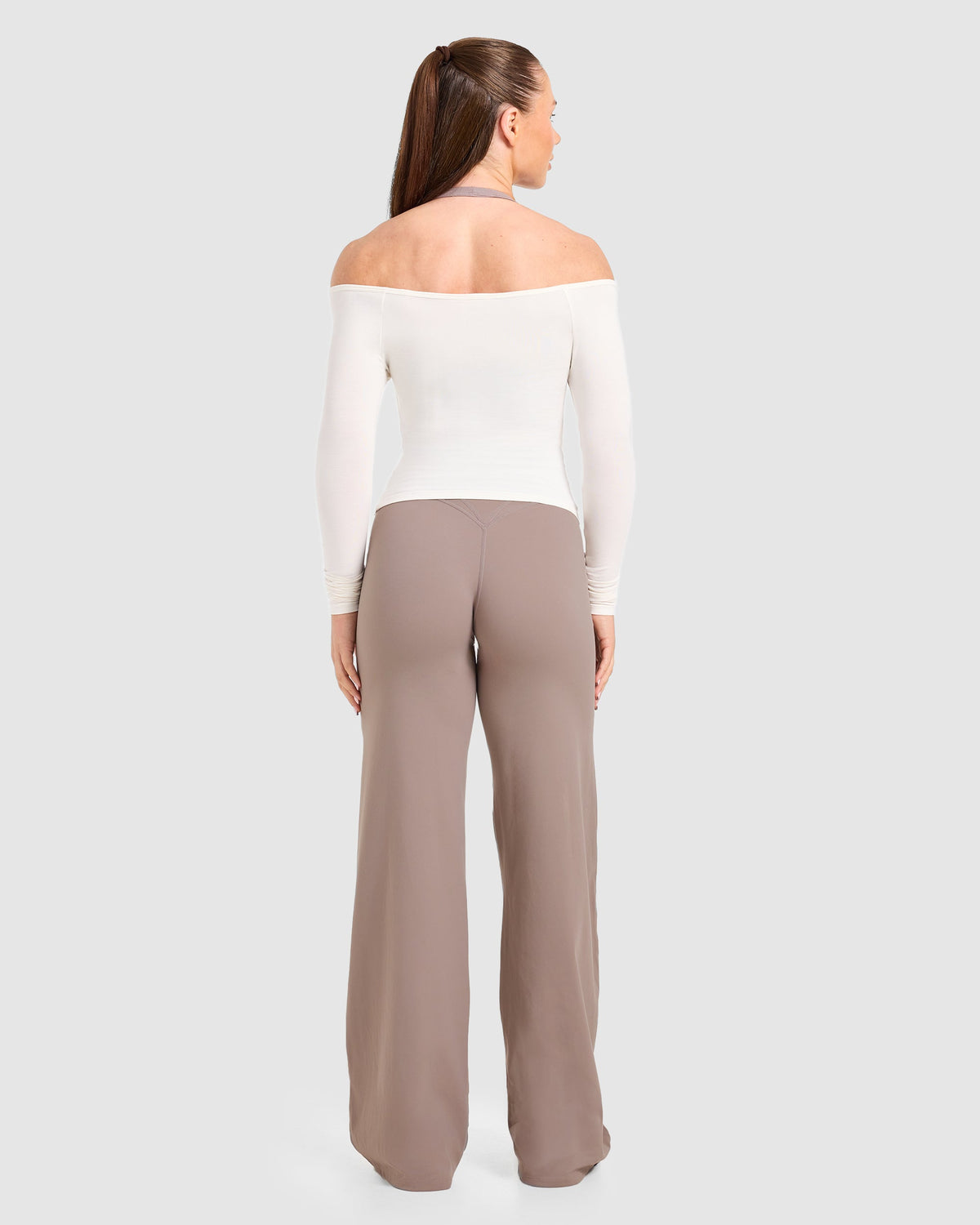 Ease Off The Shoulder Top - Cream Weiß
