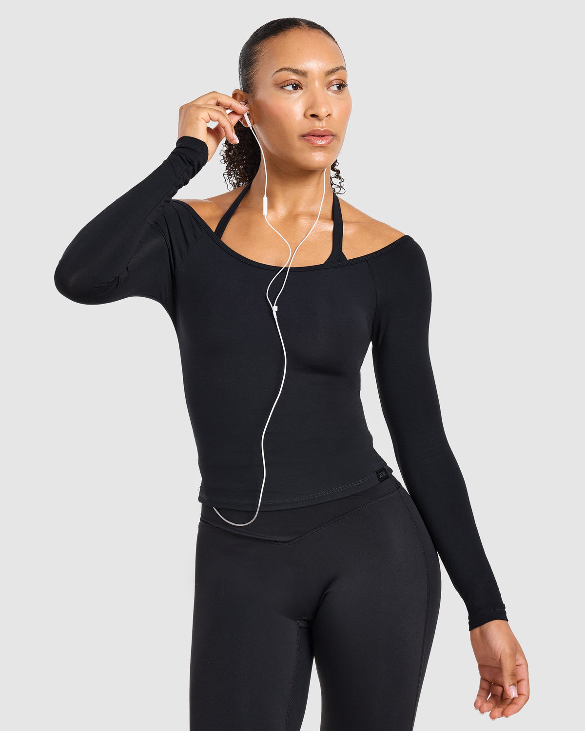 Ease Off The Shoulder Top - Schwarz