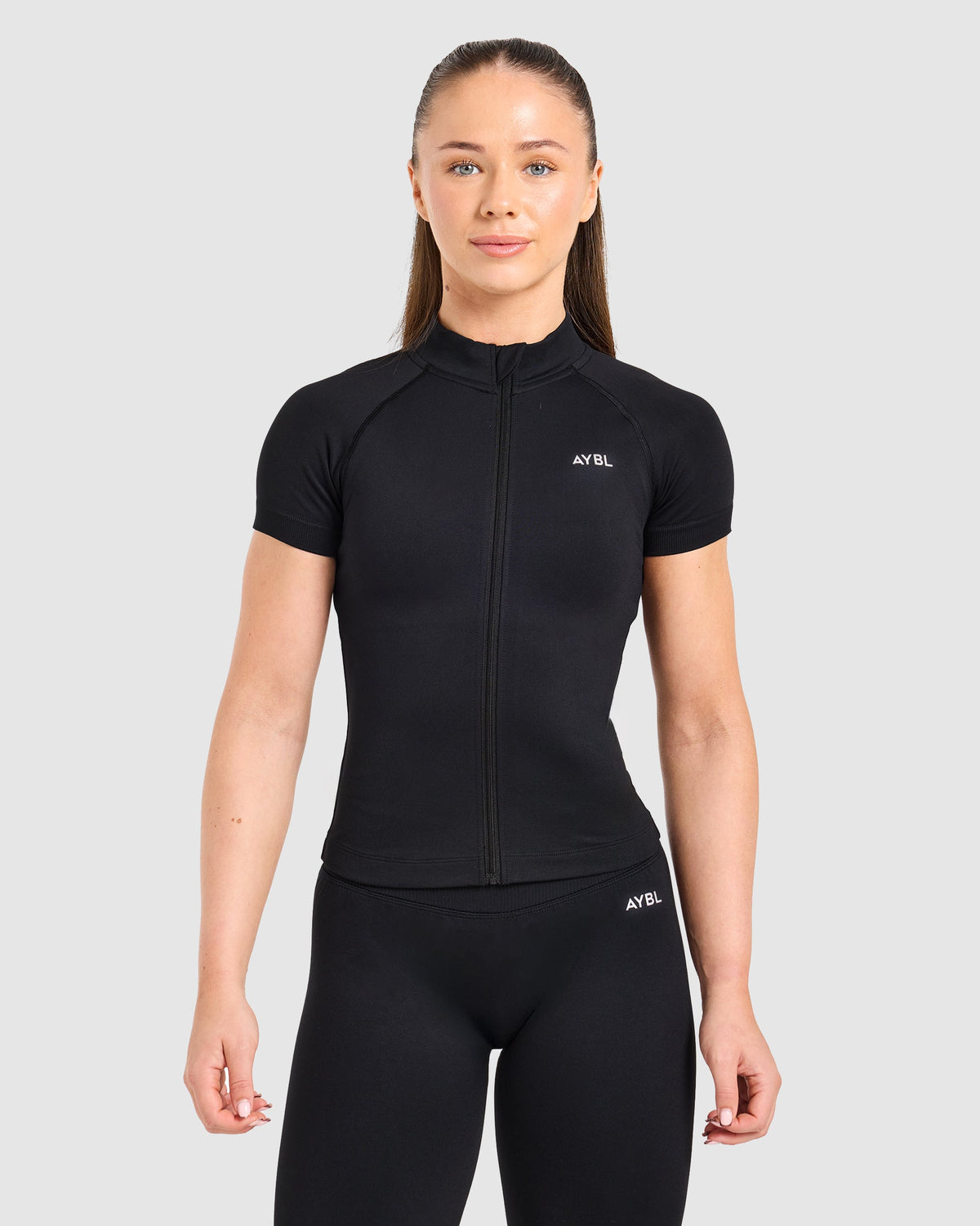 Enhance Seamless Short Sleeve Zip Up Jacket - Schwarz