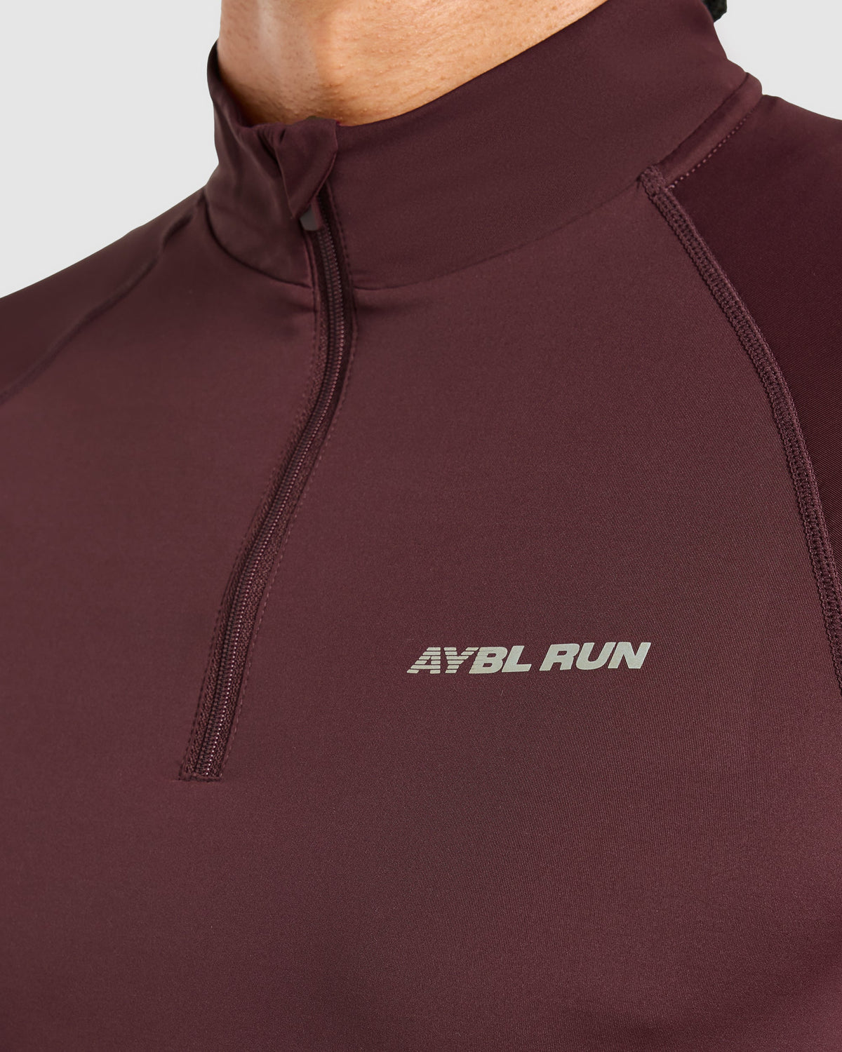 Run 1/4 Zip Pullover - Dark Burgundy