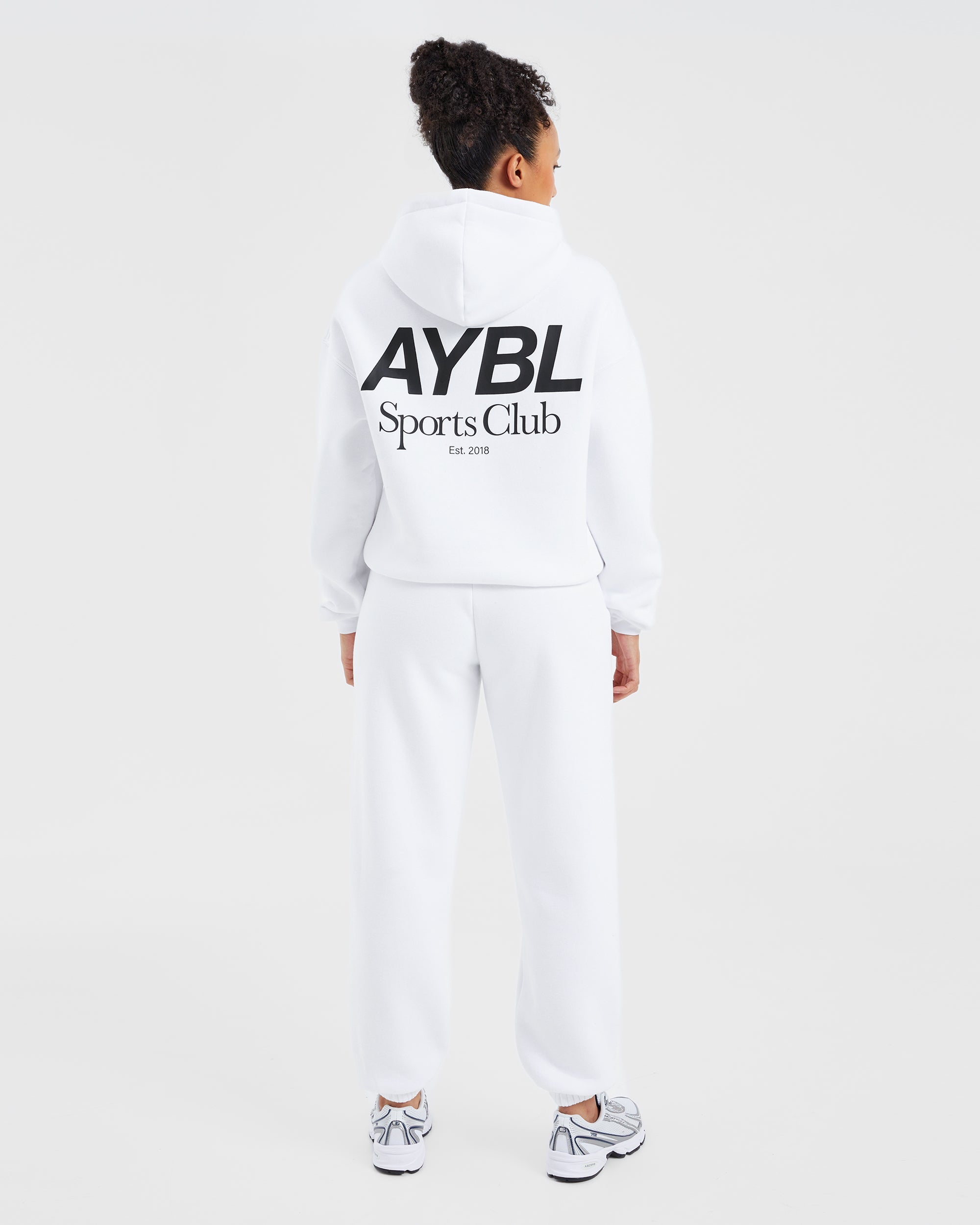 AYBL Sports Club Oversized Joggers - Weiß