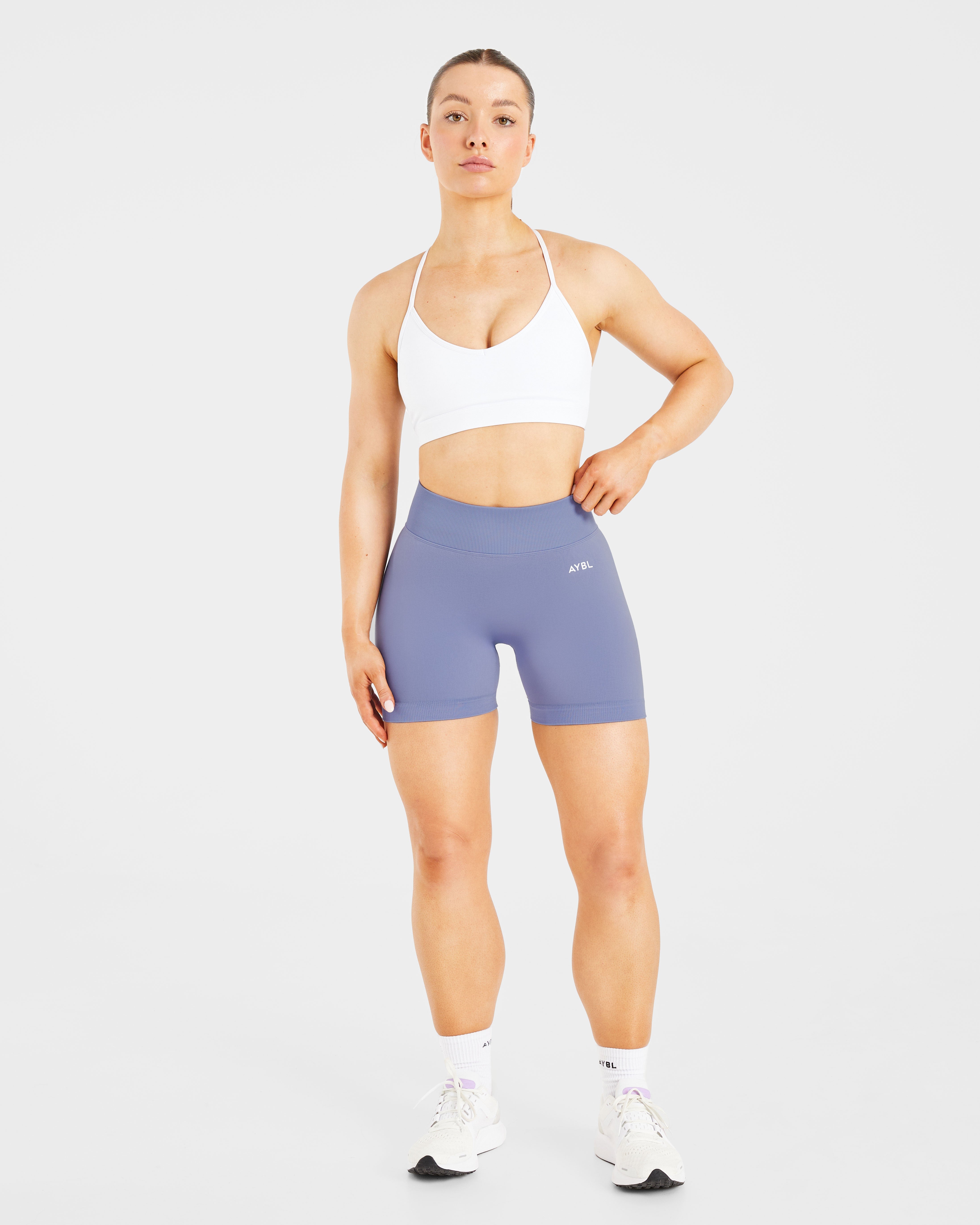 Essential V Neck Strappy Sports Bra - Weiß