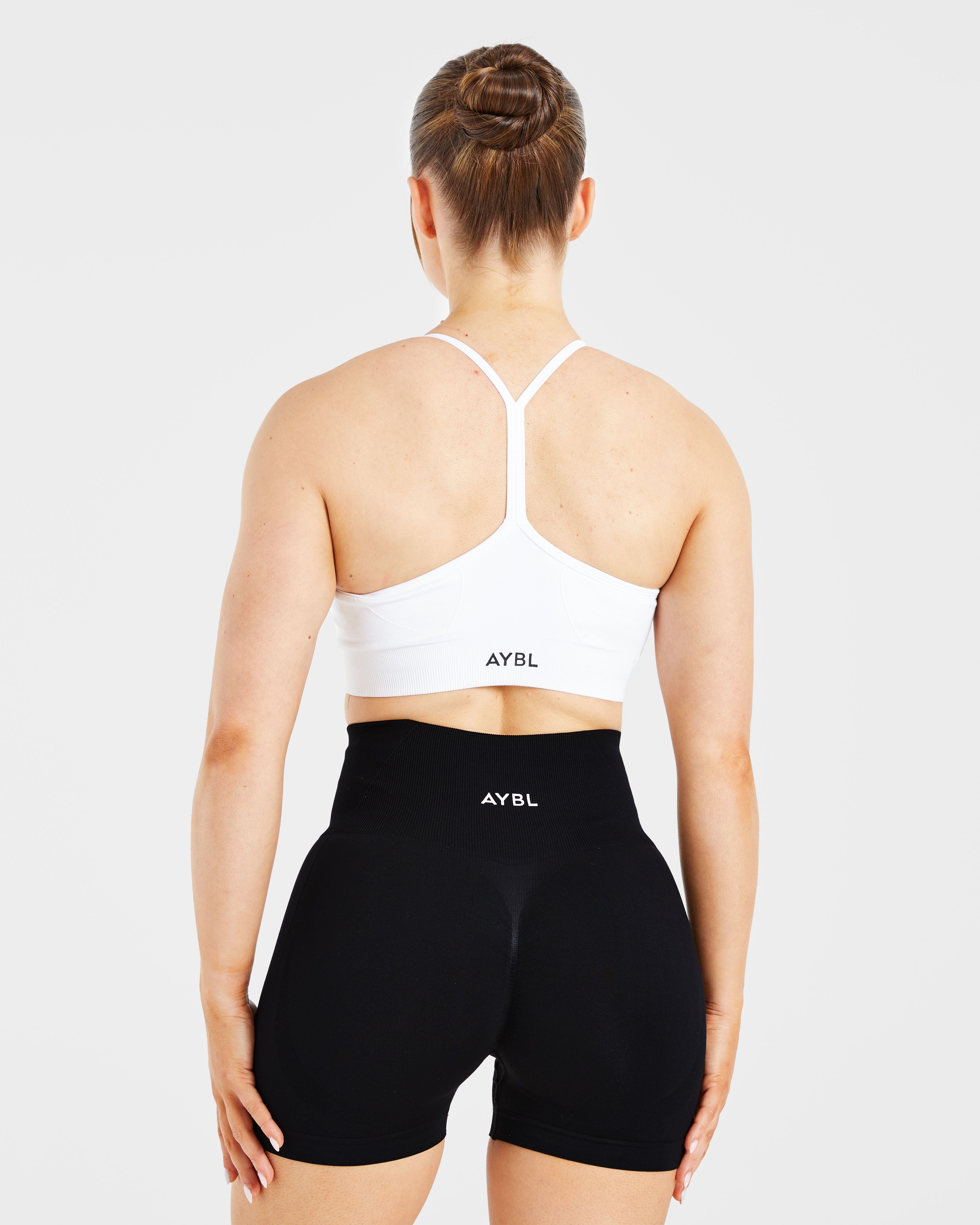 Empower Seamless Sports Bra - Weiß