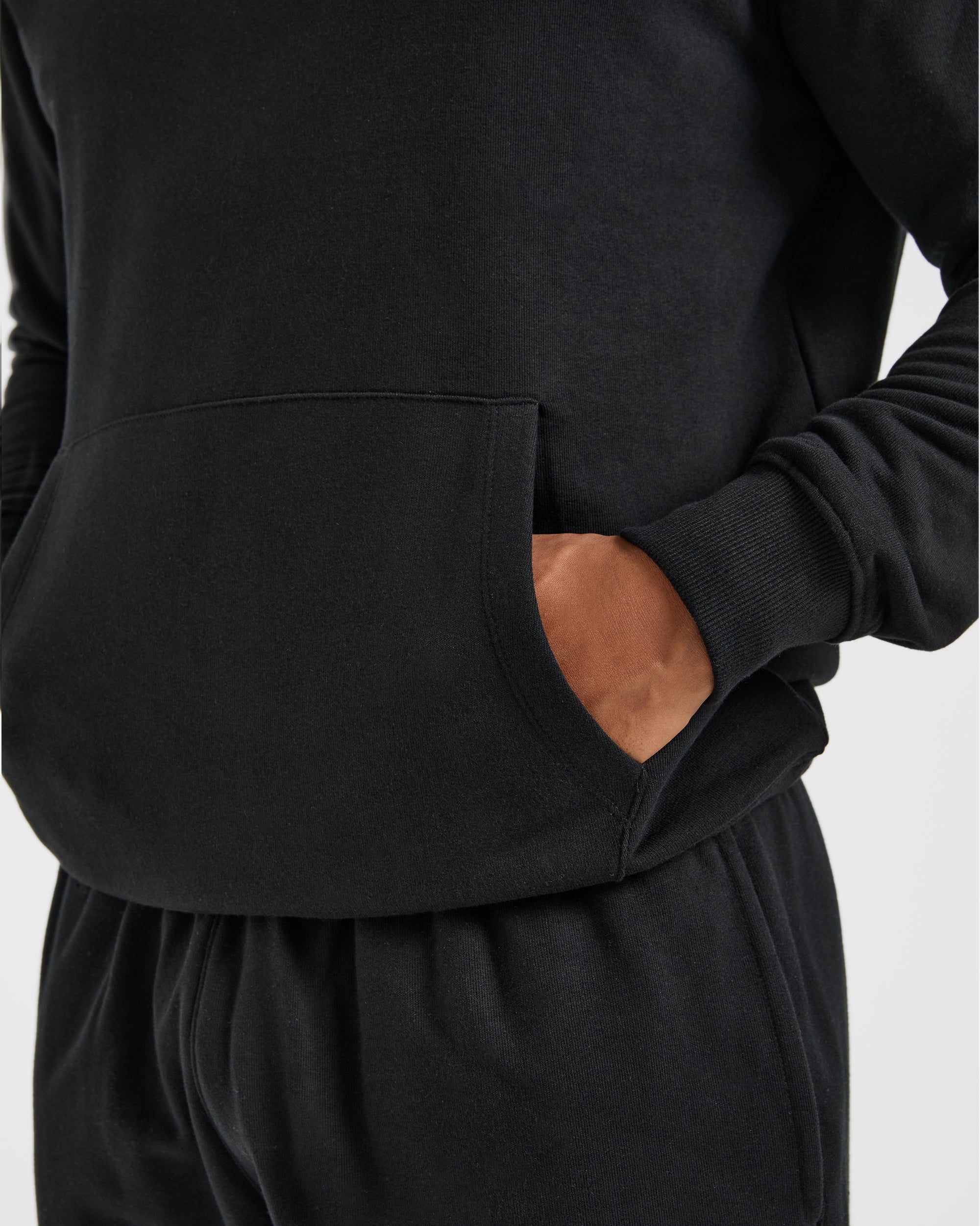 Essential Lightweight Hoodie - Schwarz