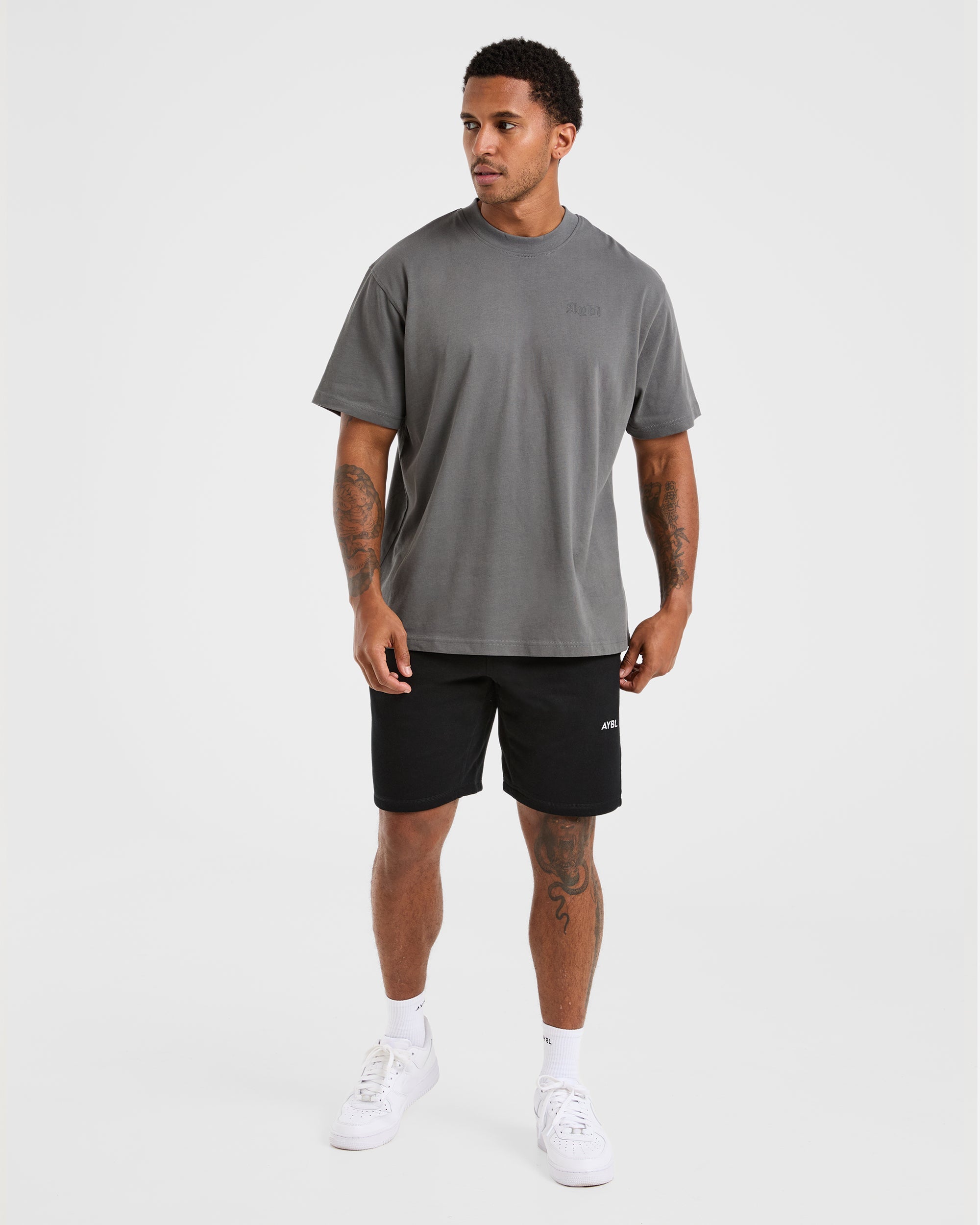 Essential Lightweight 7" Shorts - Schwarz