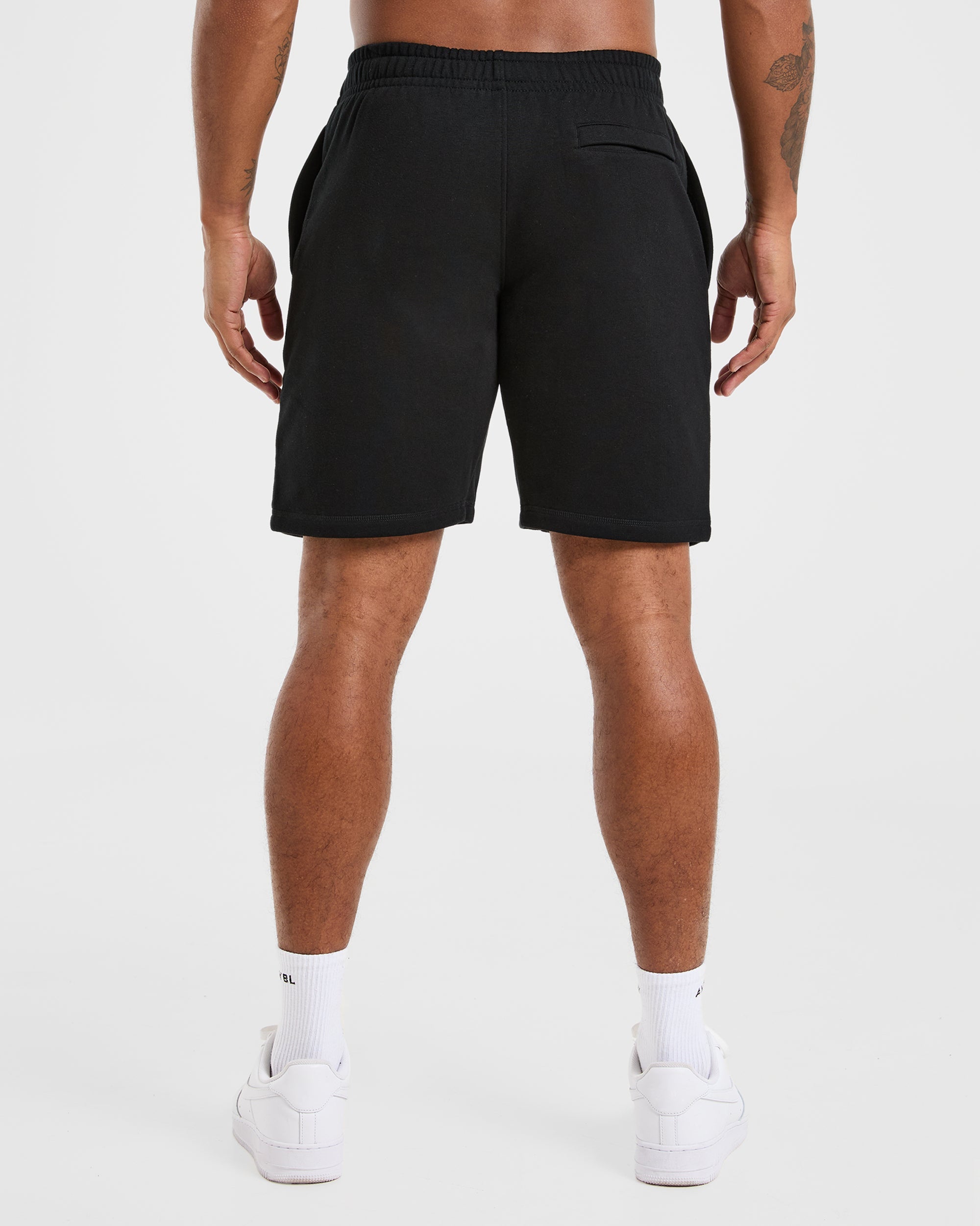 Essential Lightweight 7" Shorts - Schwarz