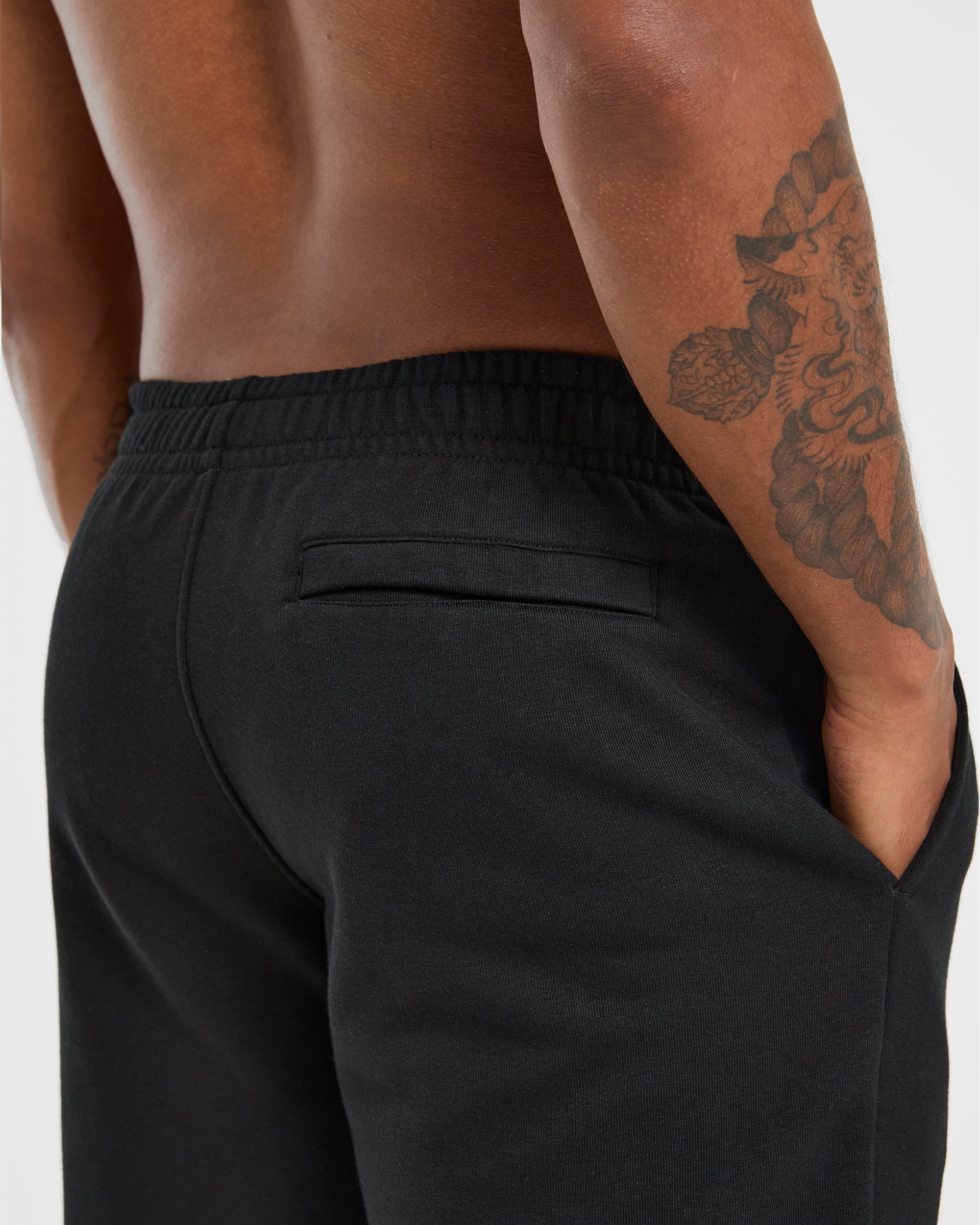 Essential Lightweight 7" Shorts - Schwarz