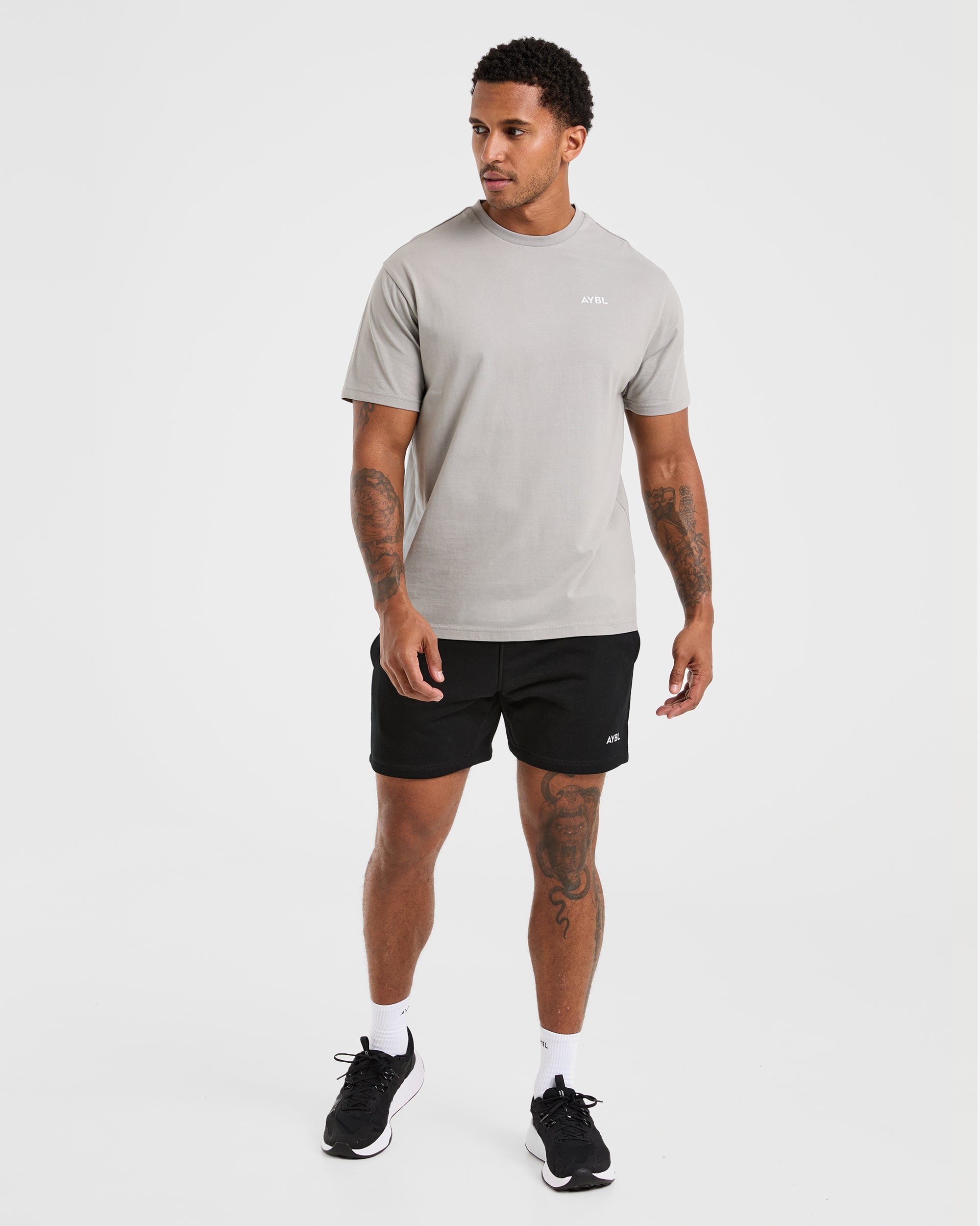 Essential Lightweight 5" Shorts - Schwarz