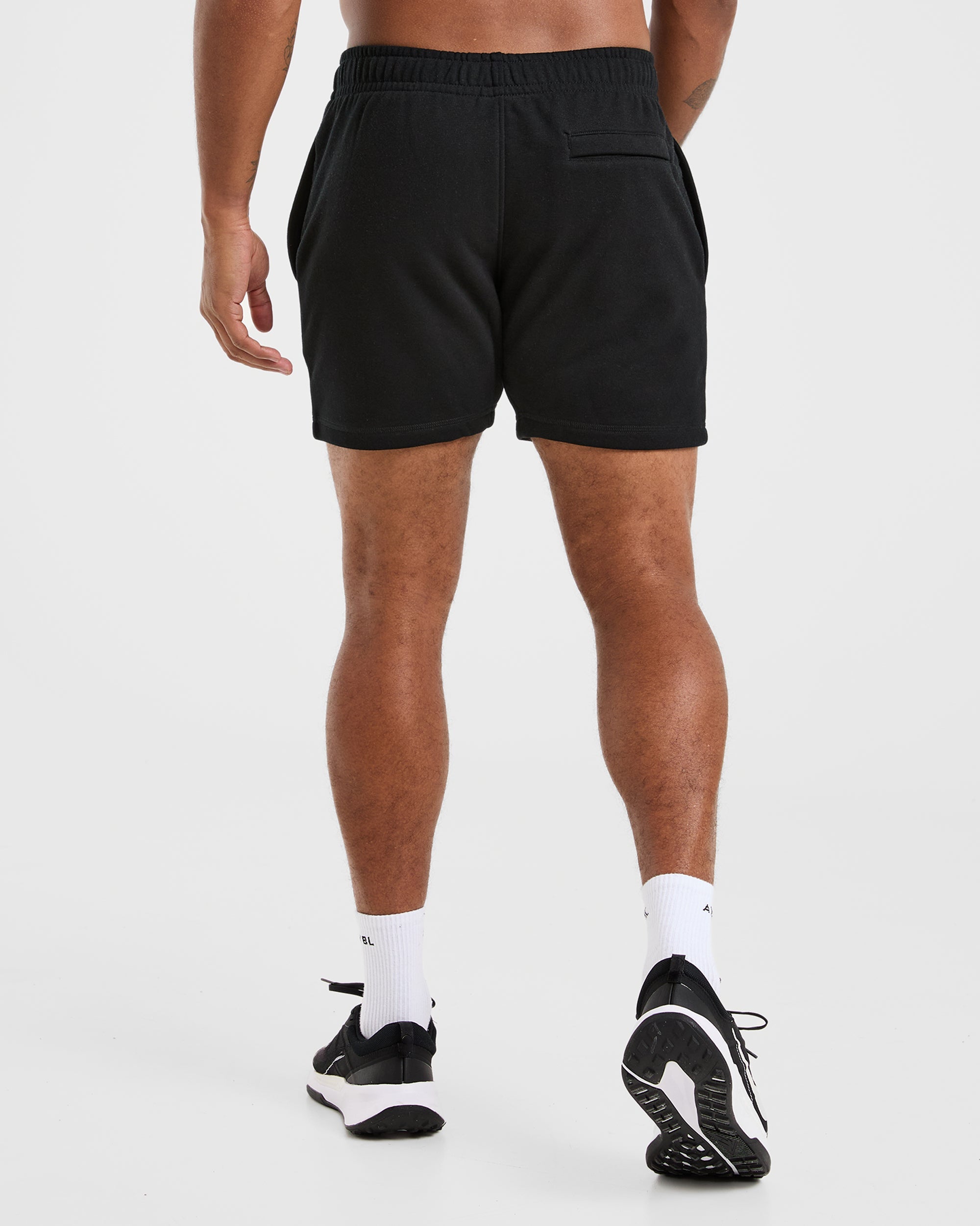 Essential Lightweight 5" Shorts - Schwarz