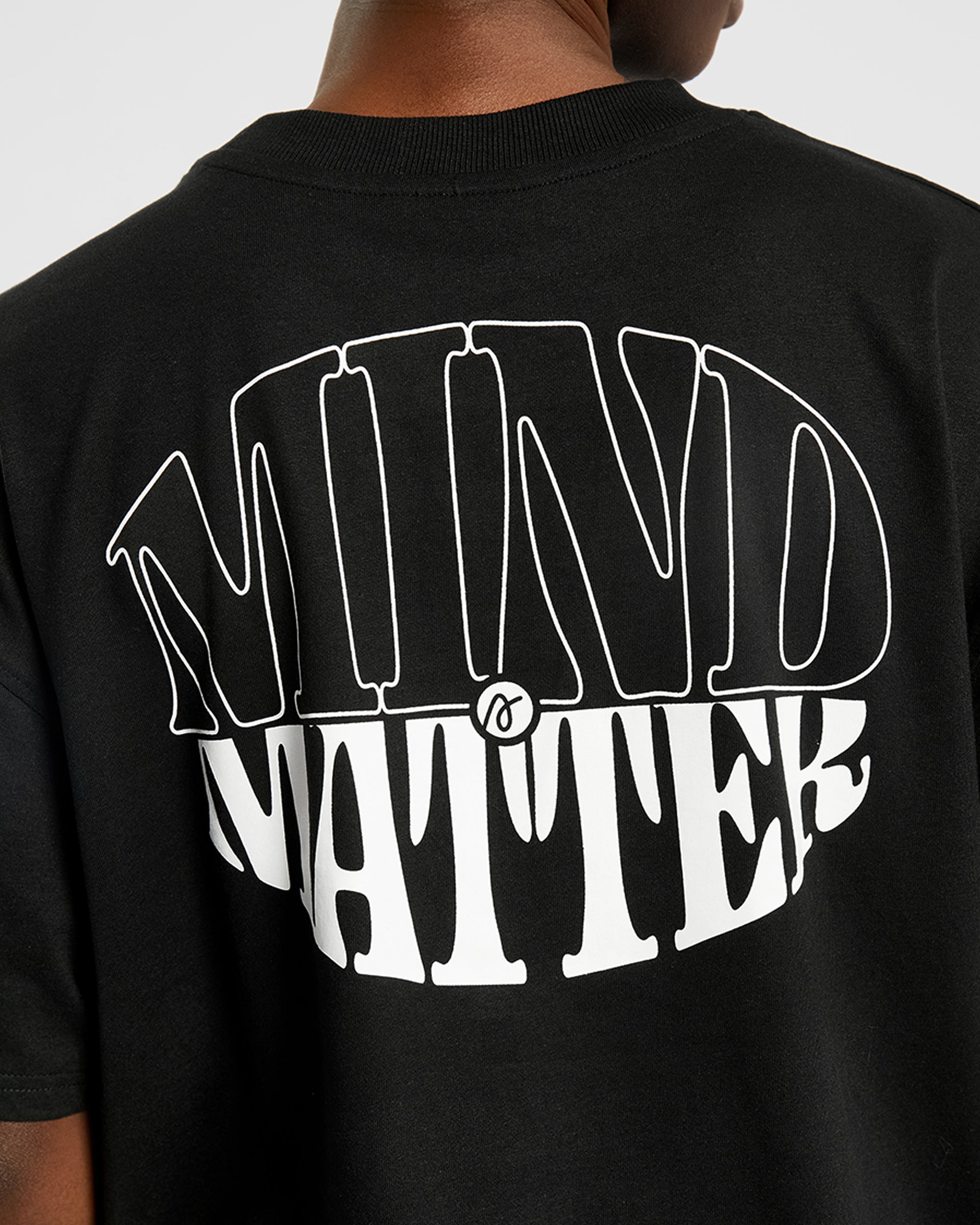 Mind Over Matter Oversized T Shirt - Schwarz