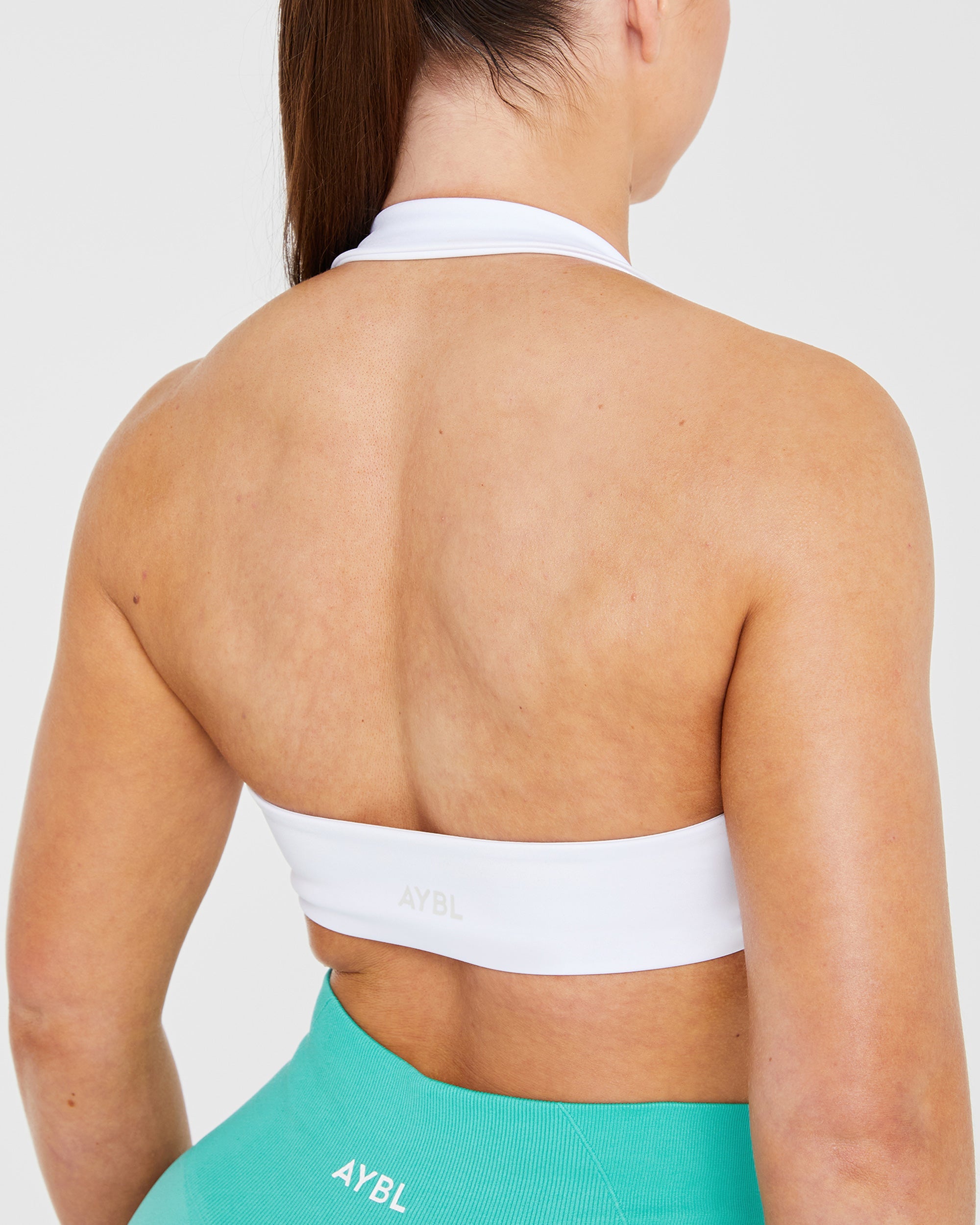 Essential Halterneck Sports Bra - Weiß