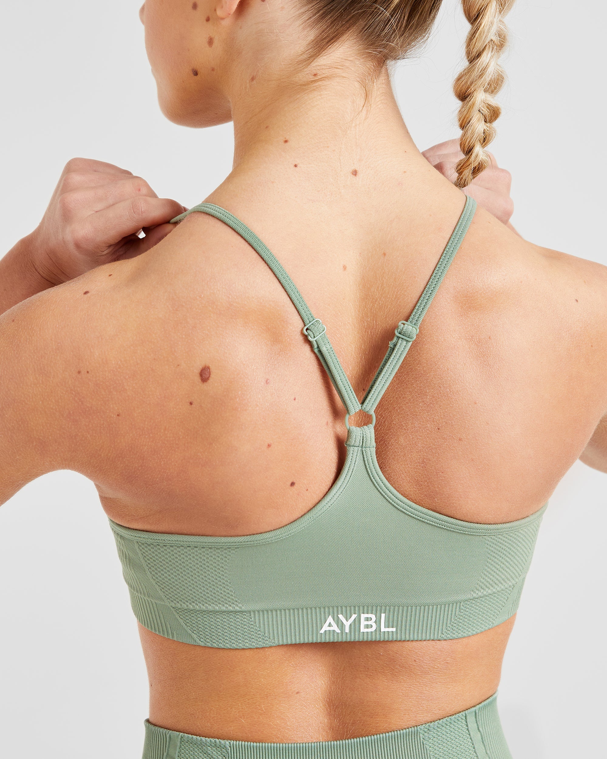 Balance V3 Seamless Strappy Sports Bra - Grove Grün