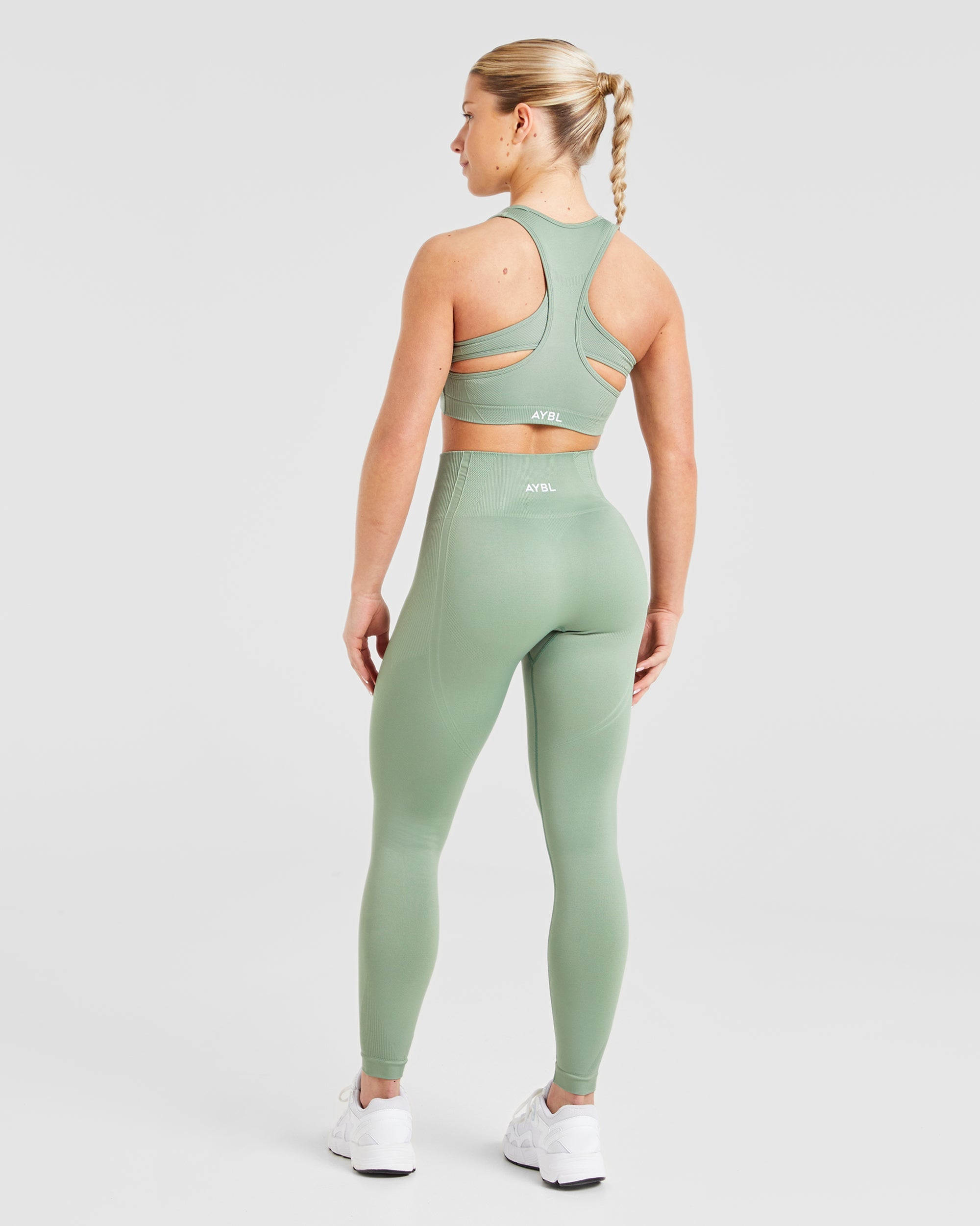 Balance V3 Seamless Sports Bra - Grove Grün