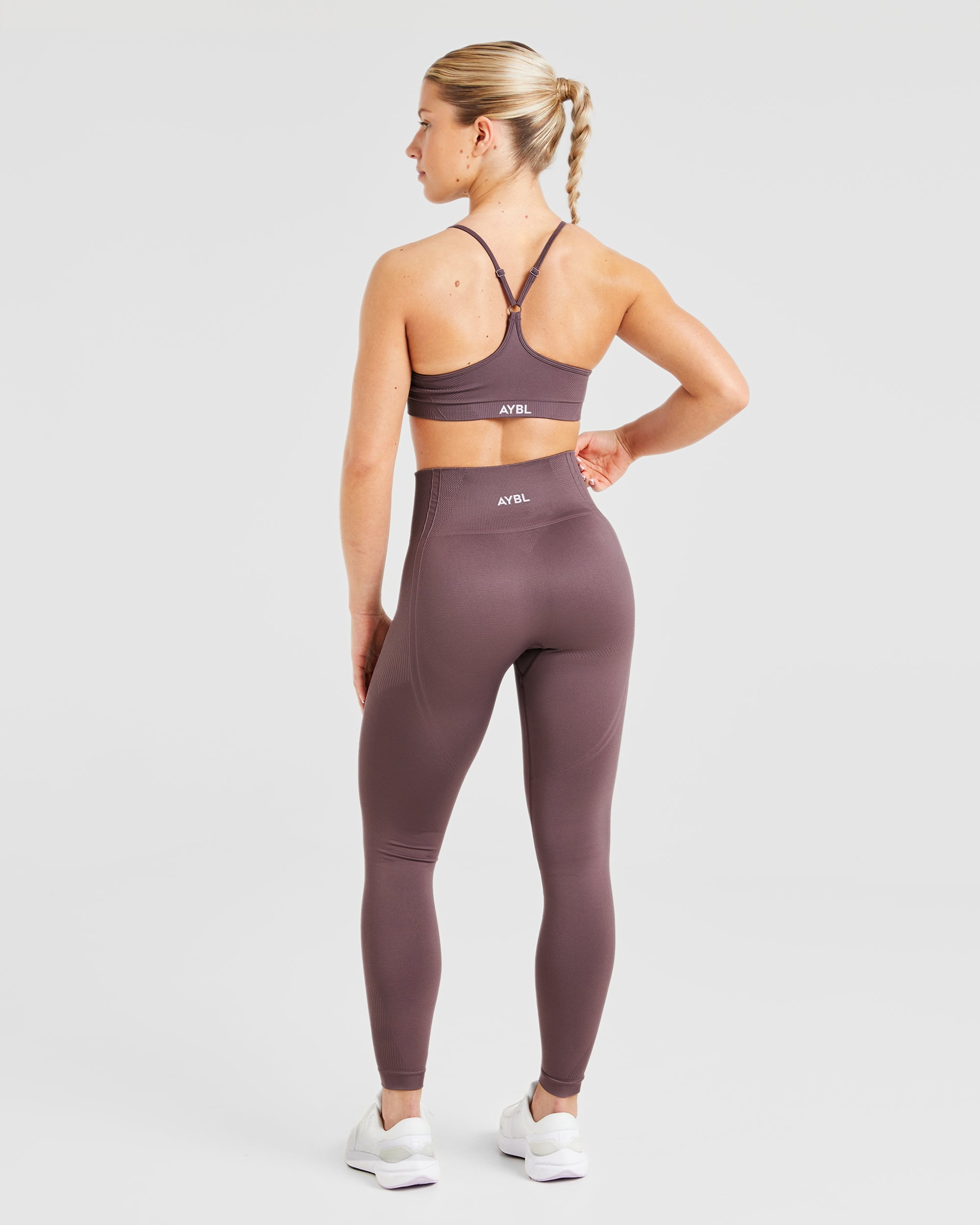 Balance V3 Seamless Strappy Sports Bra - Coffee Bean