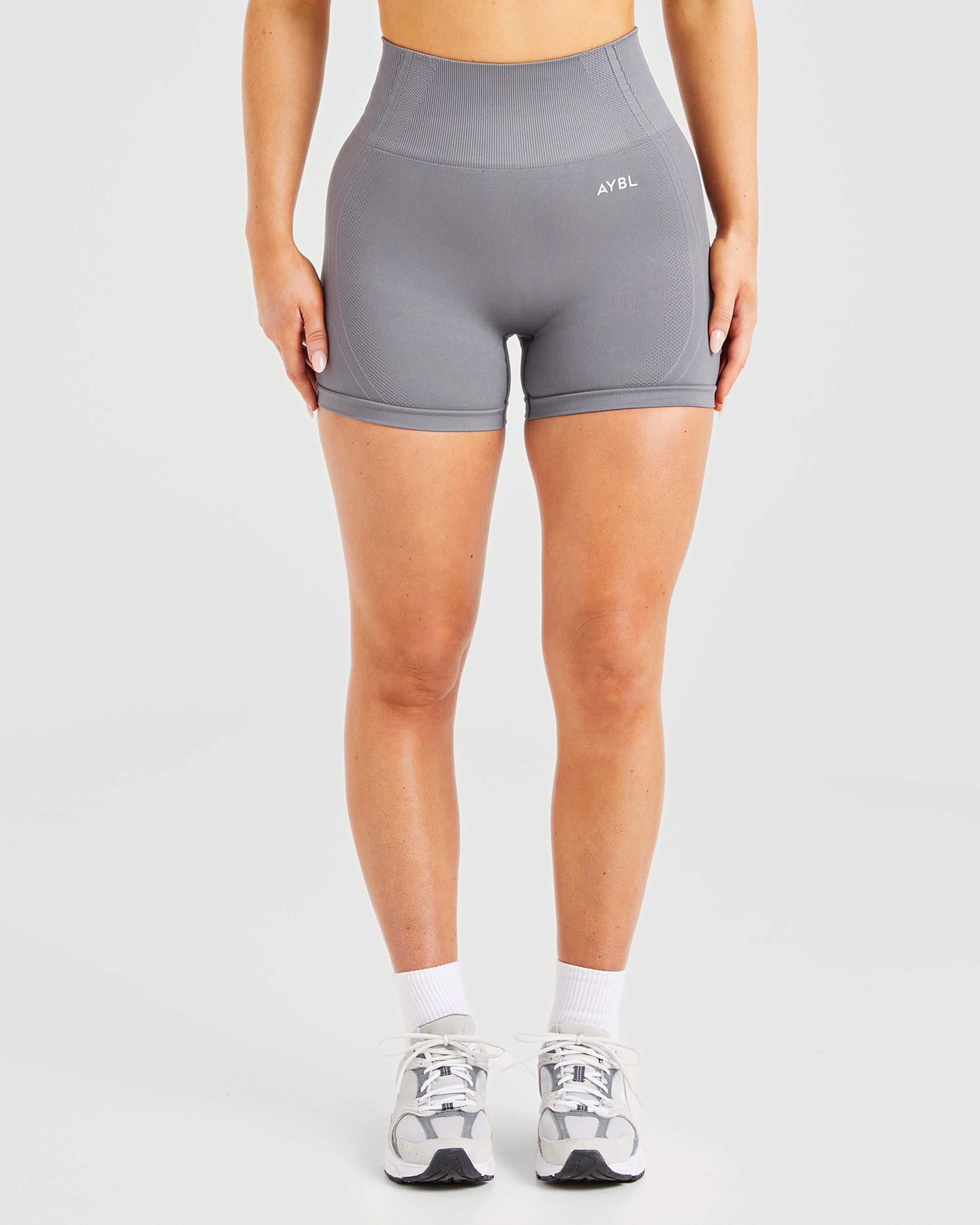 Balance V3 Seamless Shorts - Charcoal Grau