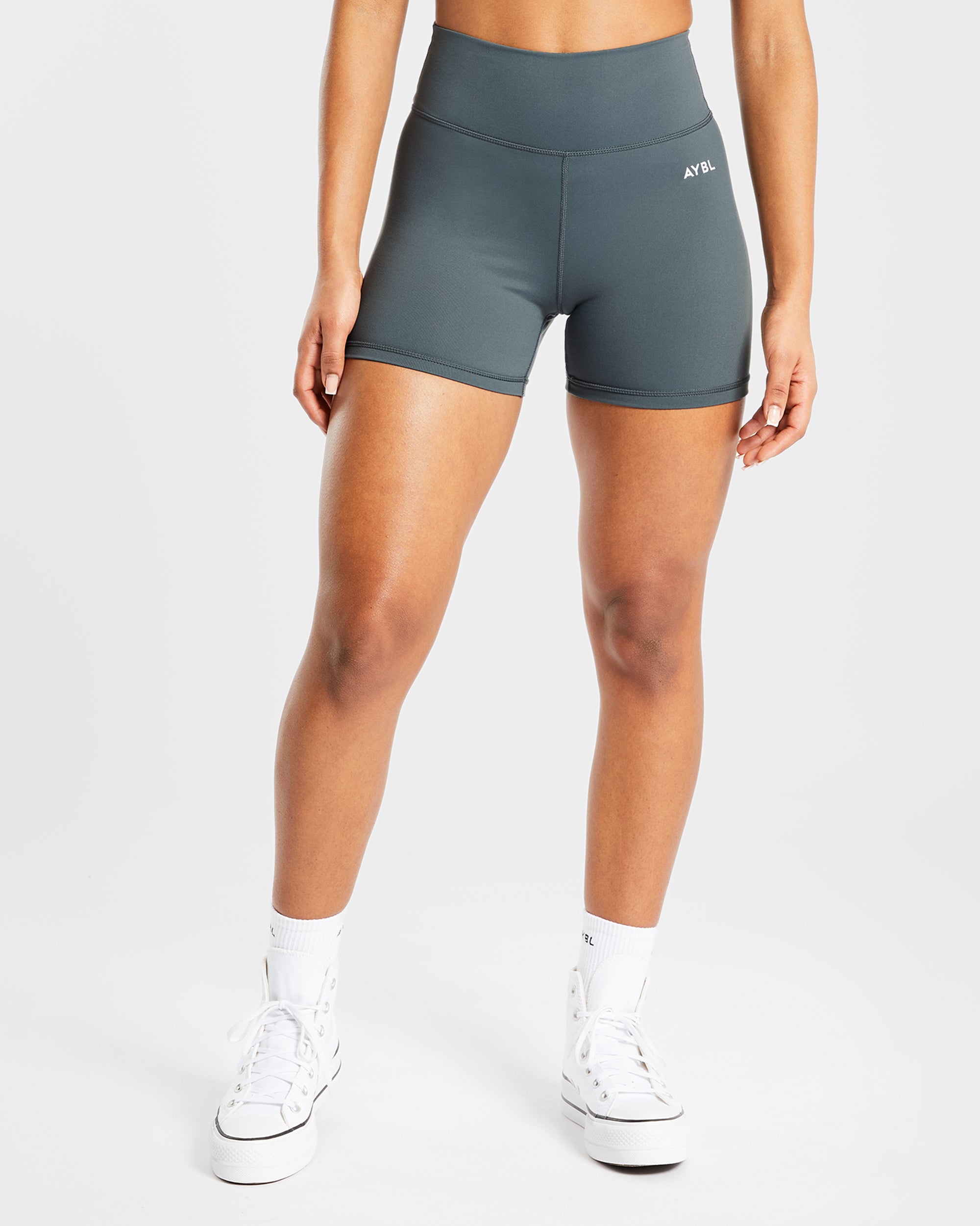 Core Shorts - Asphalt Grau