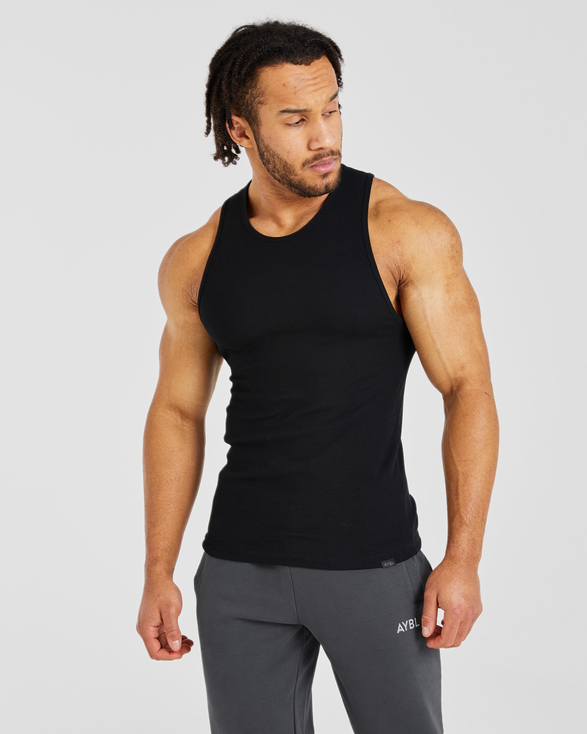 Essential Ribbed Tank - Schwarz