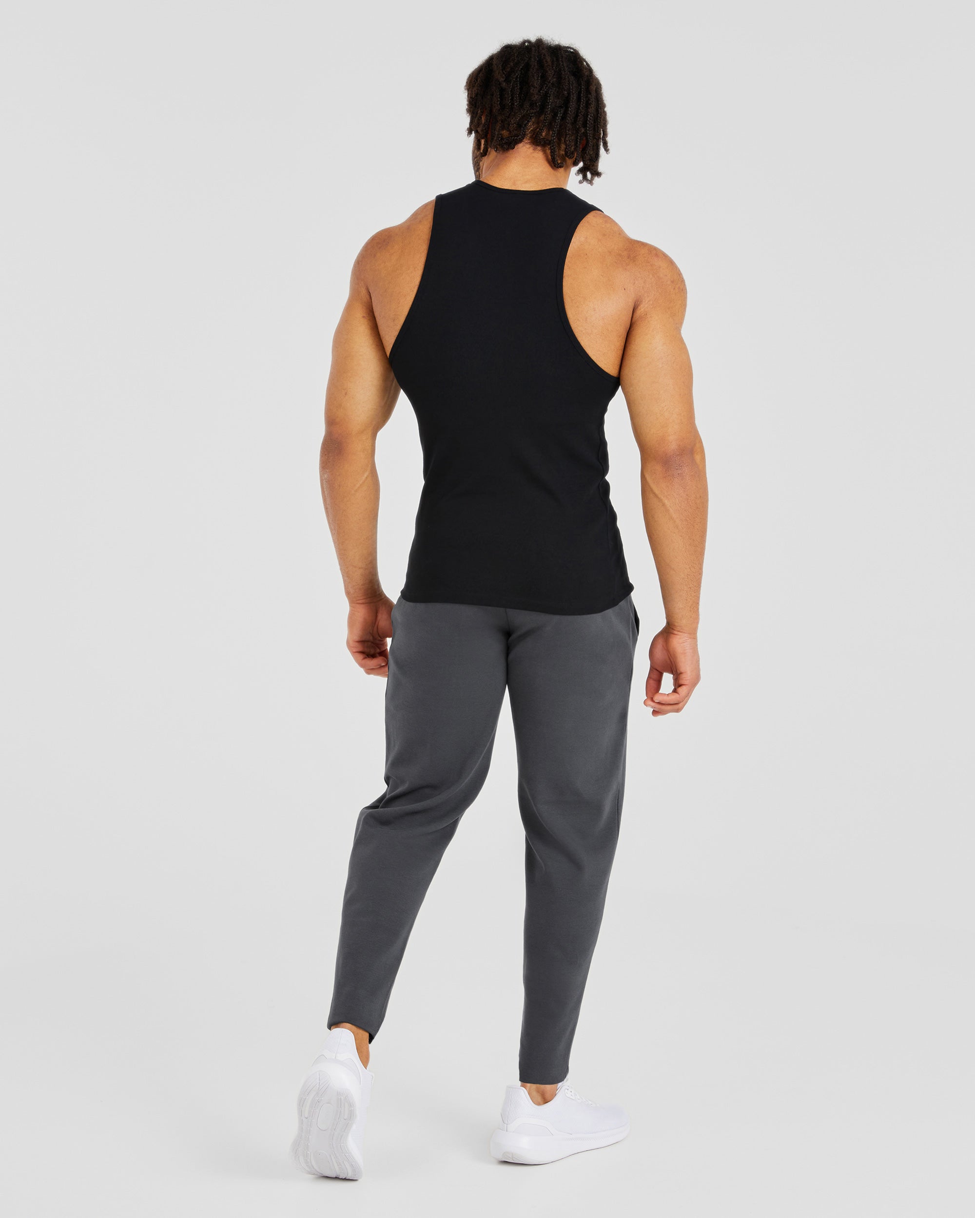 Essential Ribbed Tank - Schwarz