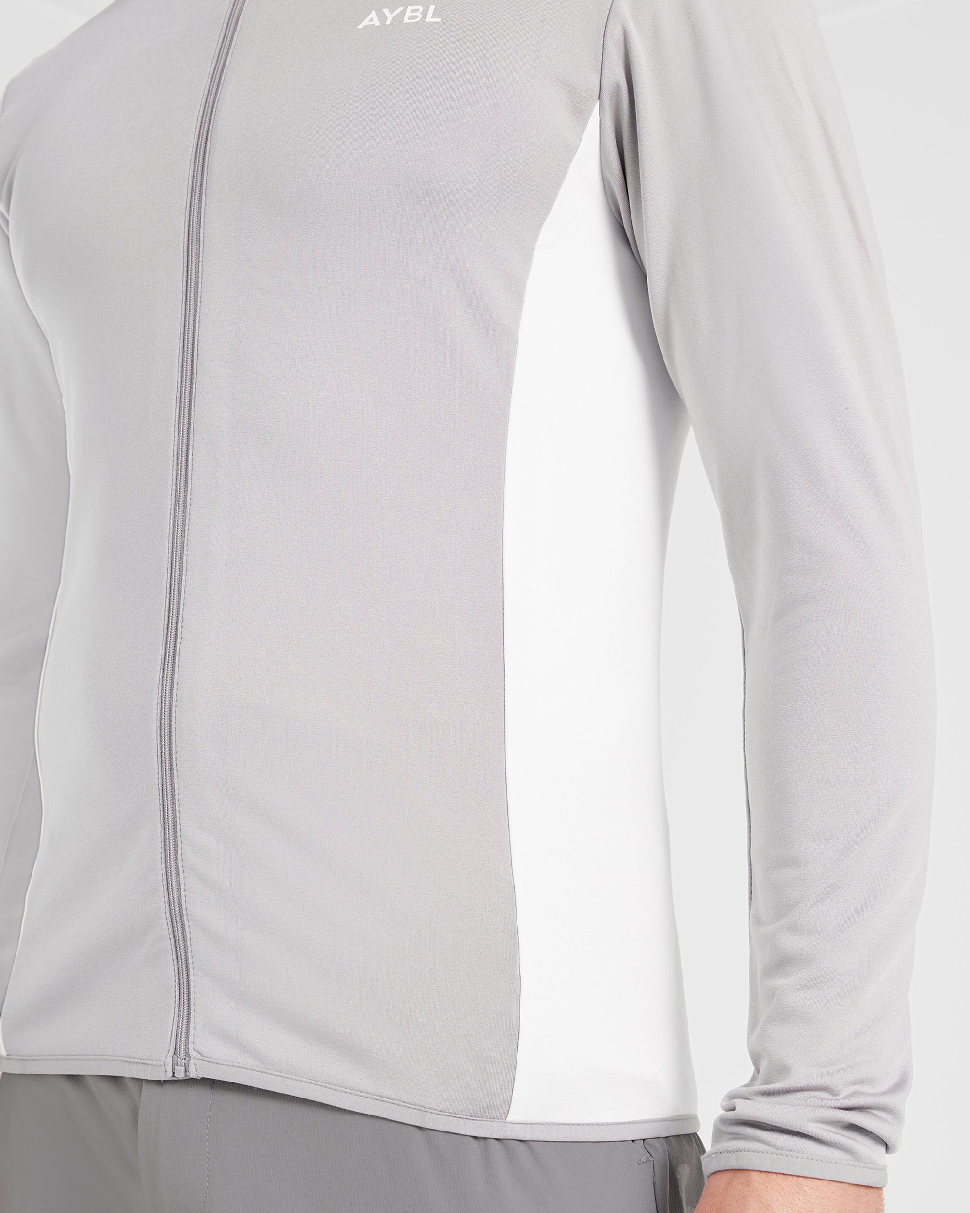 Performance Jacket - Grau