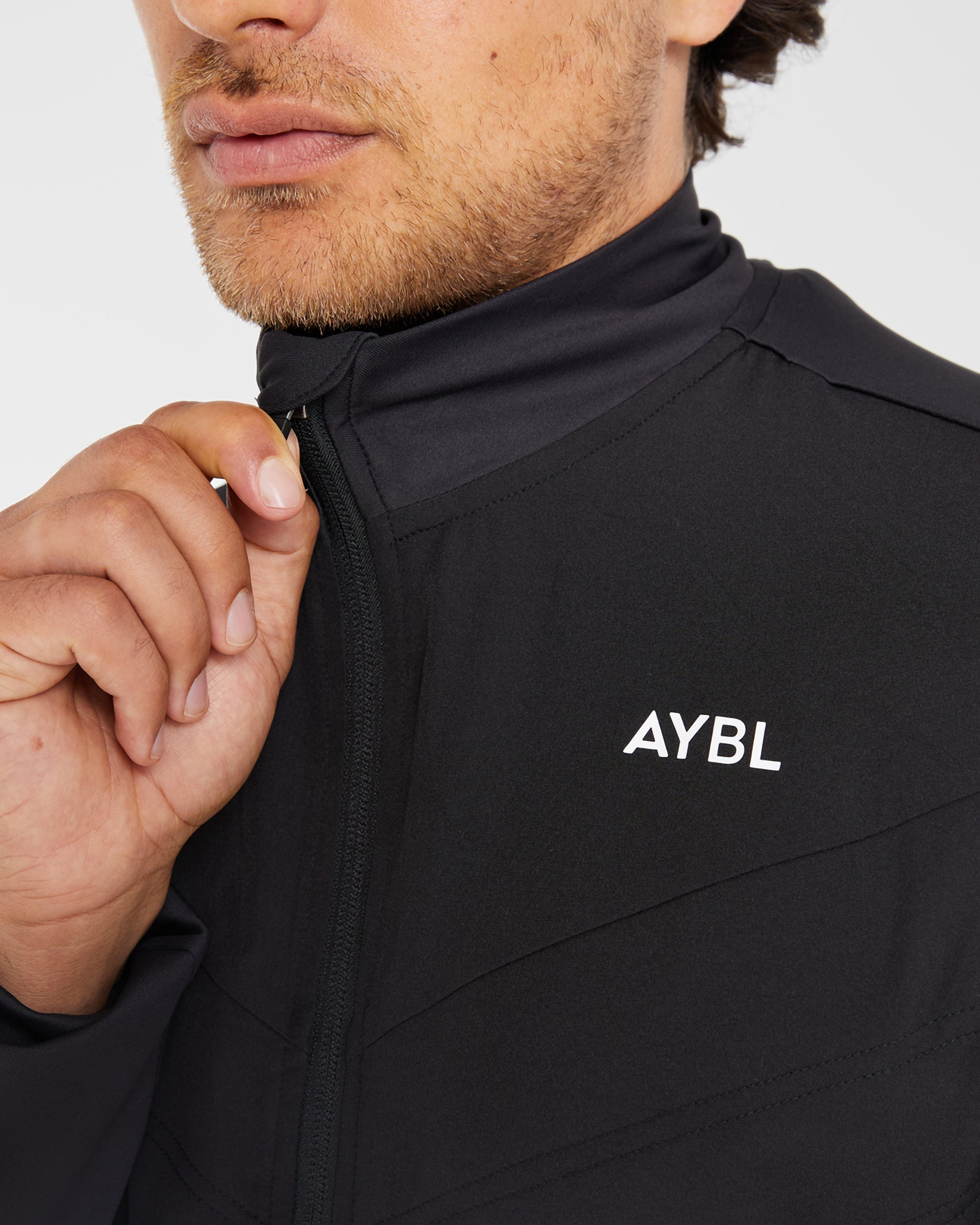 Performance Hybrid Jacket - Schwarz